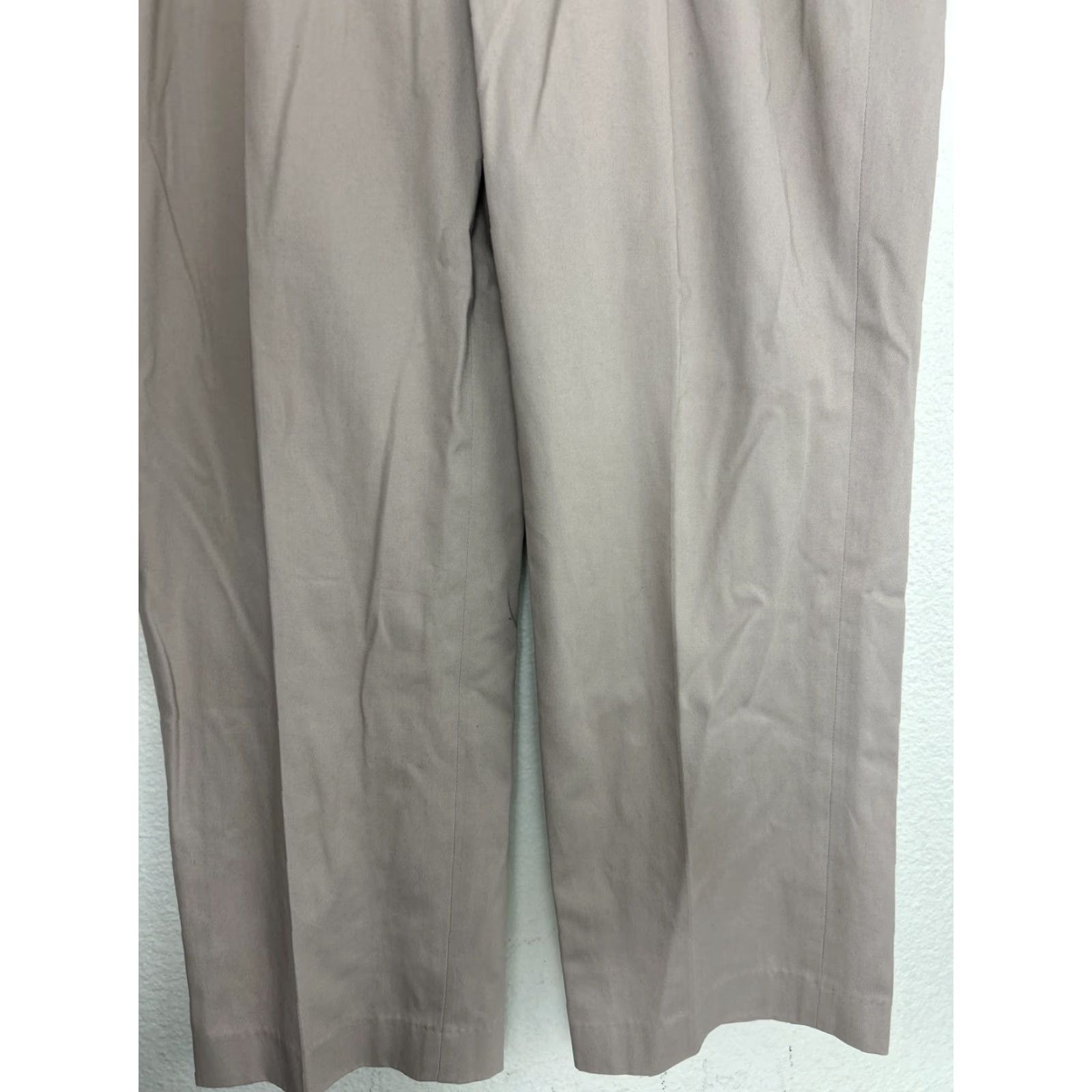 Eddie Bauer VINTAGE Eddie Bauer wrinkle free relaxed fit cotton pants Khaki mens 42x30 42 Tall Size US 42 / EU 58 - 2 Thumbnail
