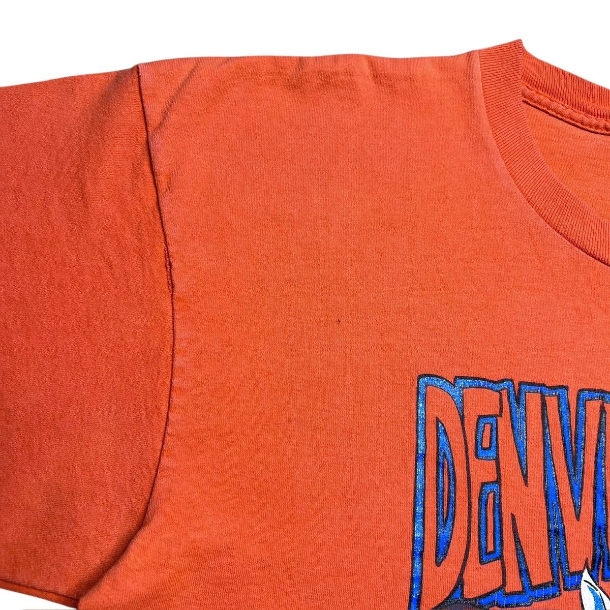 NFL Vintage 1993 NFL Denver Broncos Hunt Club Graphic T-Shirt Size US XL / EU 56 / 4 - 9 Thumbnail