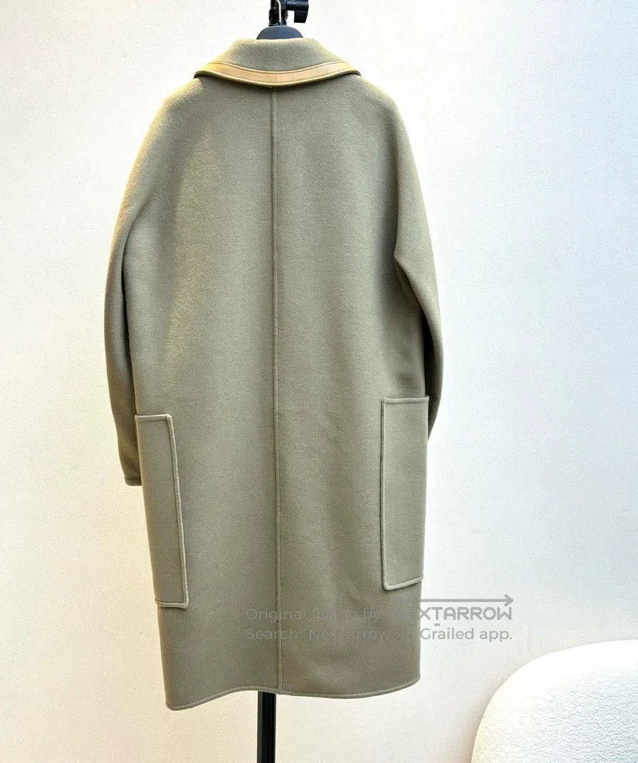 Louis Vuitton Louis Vuitton FW23 Detachable Collar Coat. Size M / US 6-8 / IT 42-44 - 2 Thumbnail