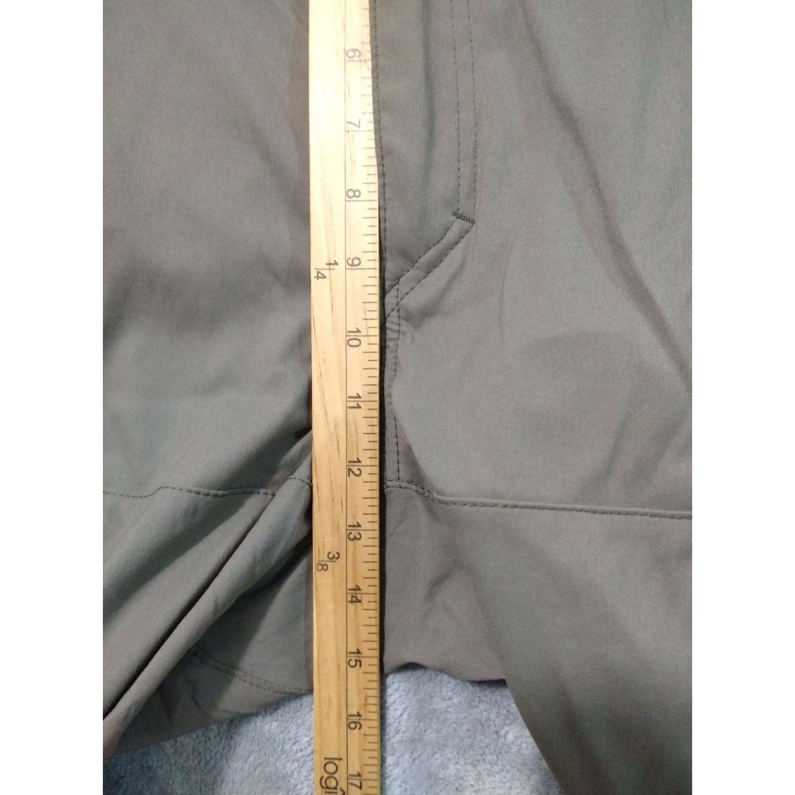 Wrangler Wrangler Pants Mens 42x30 Beige ATG Cliff Side Utility Straight Leg Nylon Stretch Casual Workwear Cargo Pockets Regular Mens Size US 42 / EU 58 - 4 Thumbnail