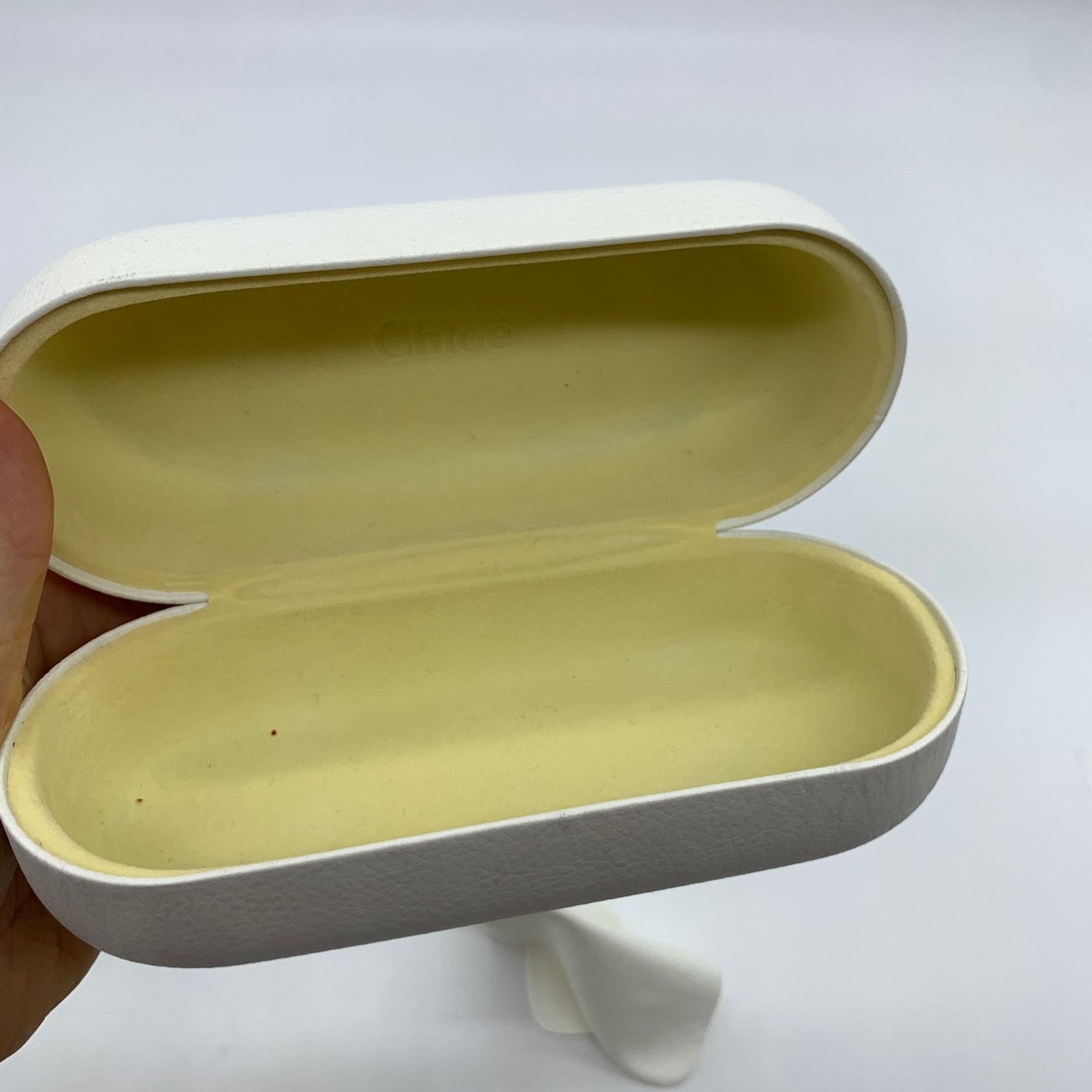 Chloe Chloe Sunglasses Hard Case Ivory Leather Size ONE SIZE - 9 Thumbnail