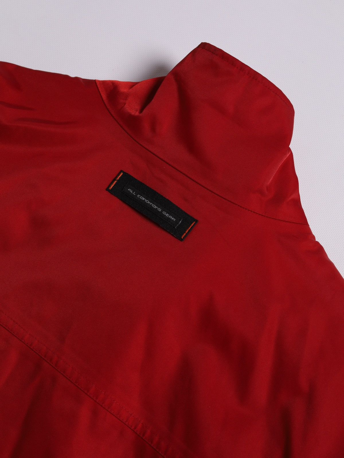 Nike ACG Nike ACG Red Jacket Vintage Windbreaker Size US M / EU 48-50 / 2 - 12 Thumbnail