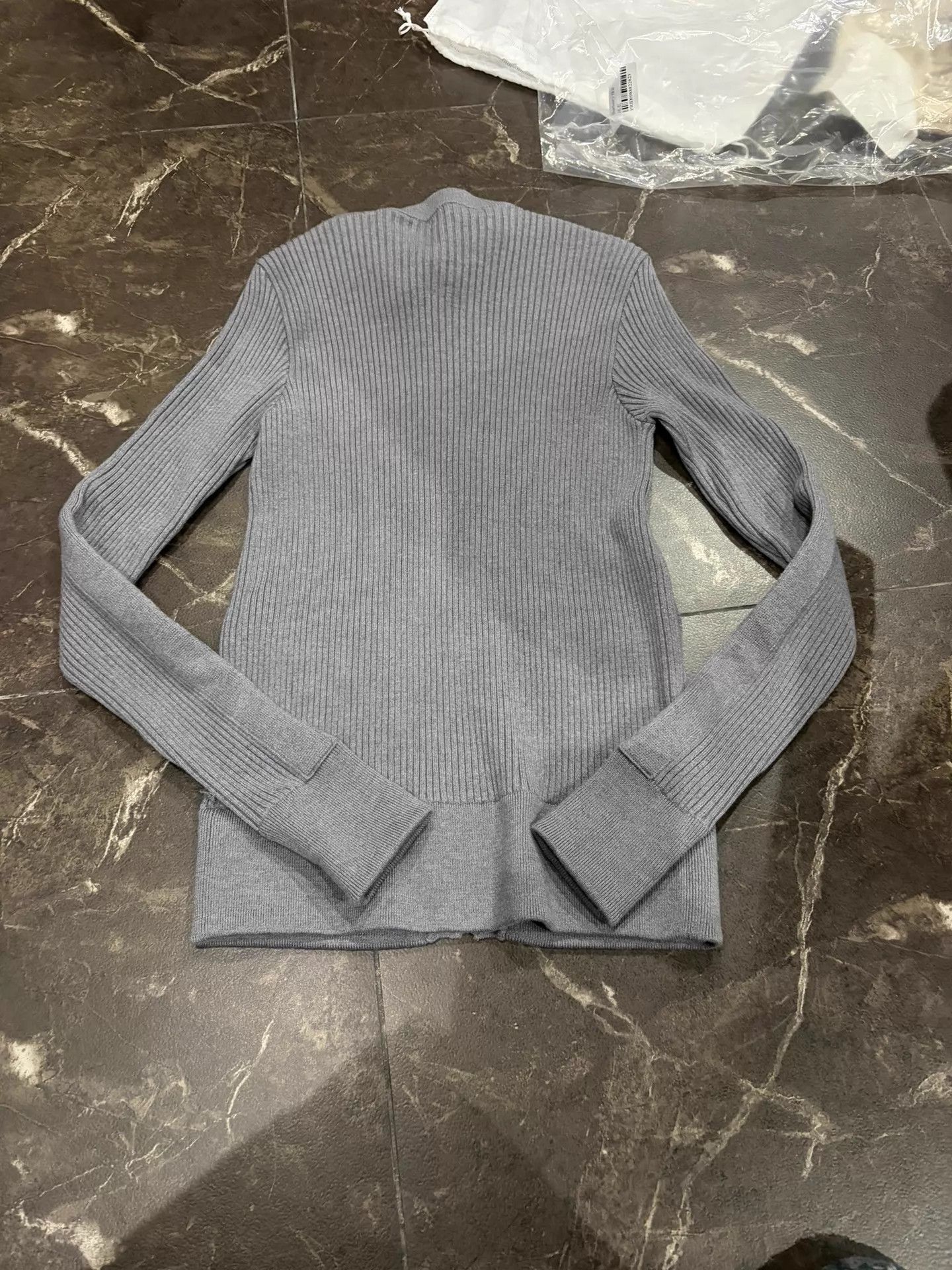 Dolce & Gabbana DG wool fitted knit cardigan 46 Size US S / EU 44-46 / 1 - 6 Thumbnail