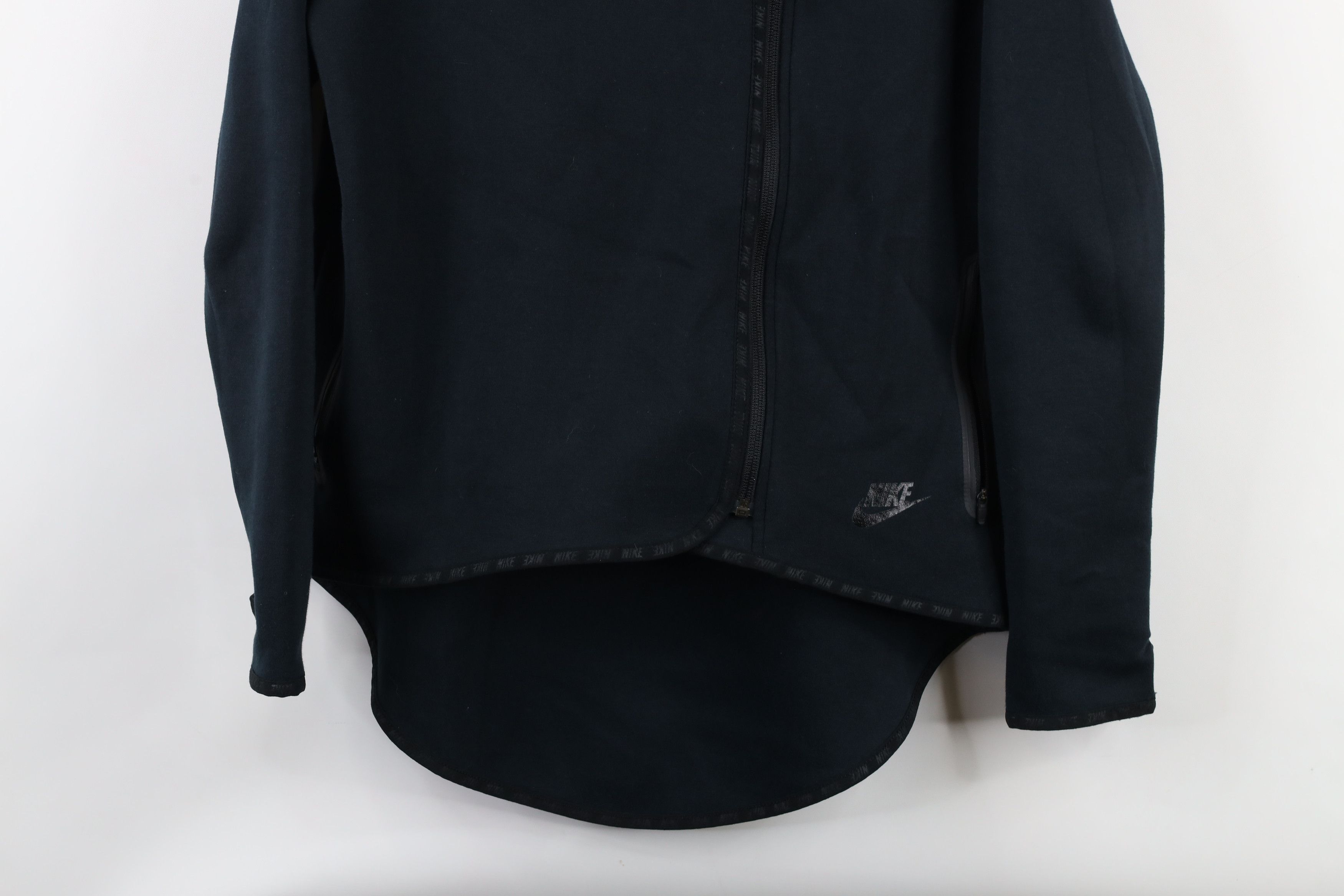 Nike × Vintage Nike Sportswear Tech Fleece Out Full Zip Hooded Cape Jacket Size S / US 4 / IT 40 - 3 Thumbnail
