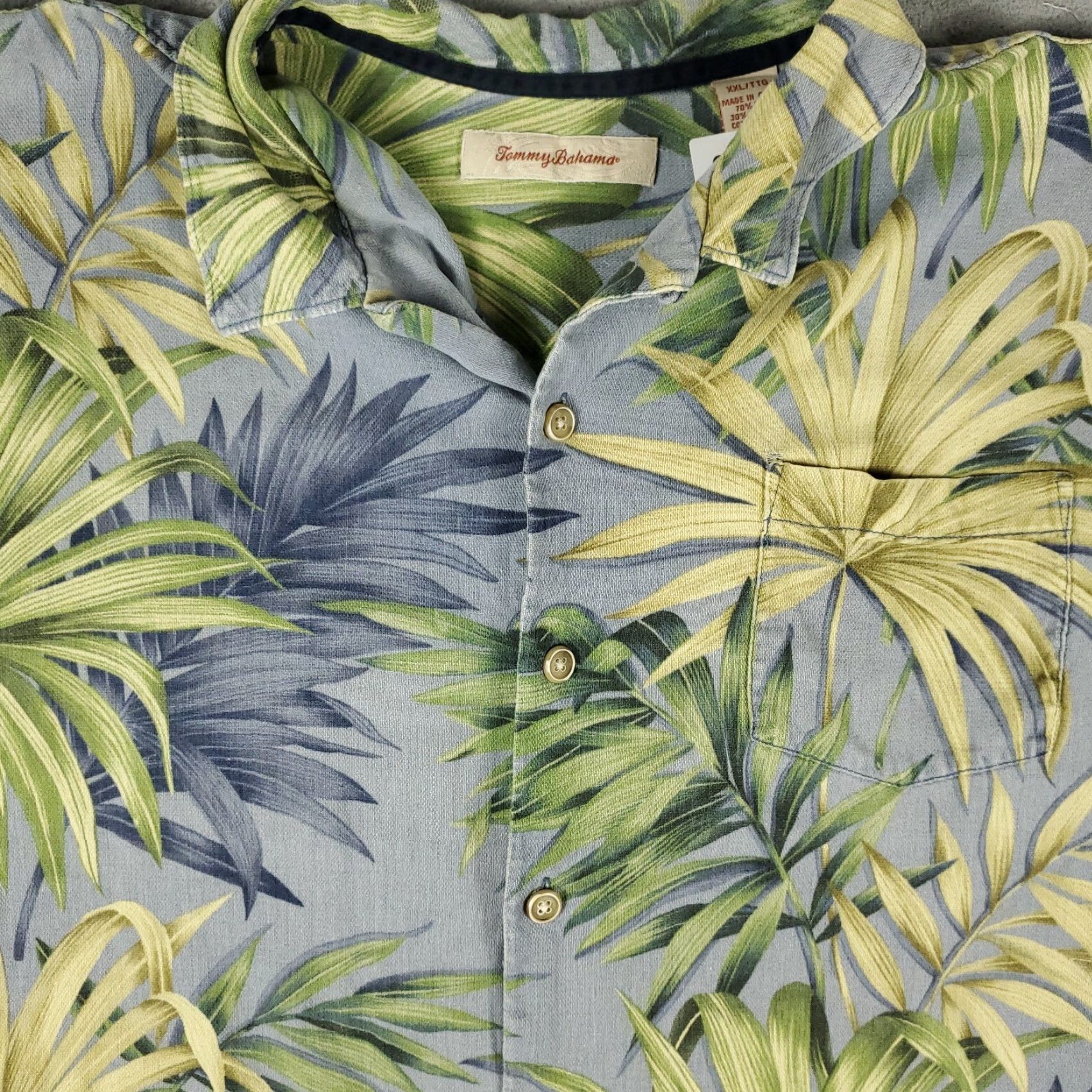 Tommy Bahama Tommy Bahama Shirt Mens 2XL Blue Hawaiian Short Sleeve Button-Up Collared Silk Floral Beach Aloha Modern Classic Size US XXL / EU 58 / 5 - 2 Thumbnail