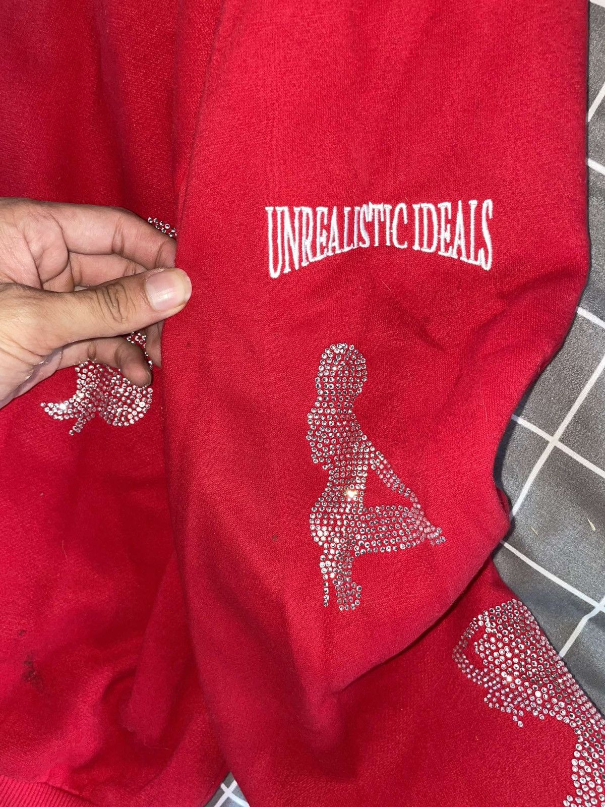 UNREALISTIC IDEALS ZIP HOODIE RED 
