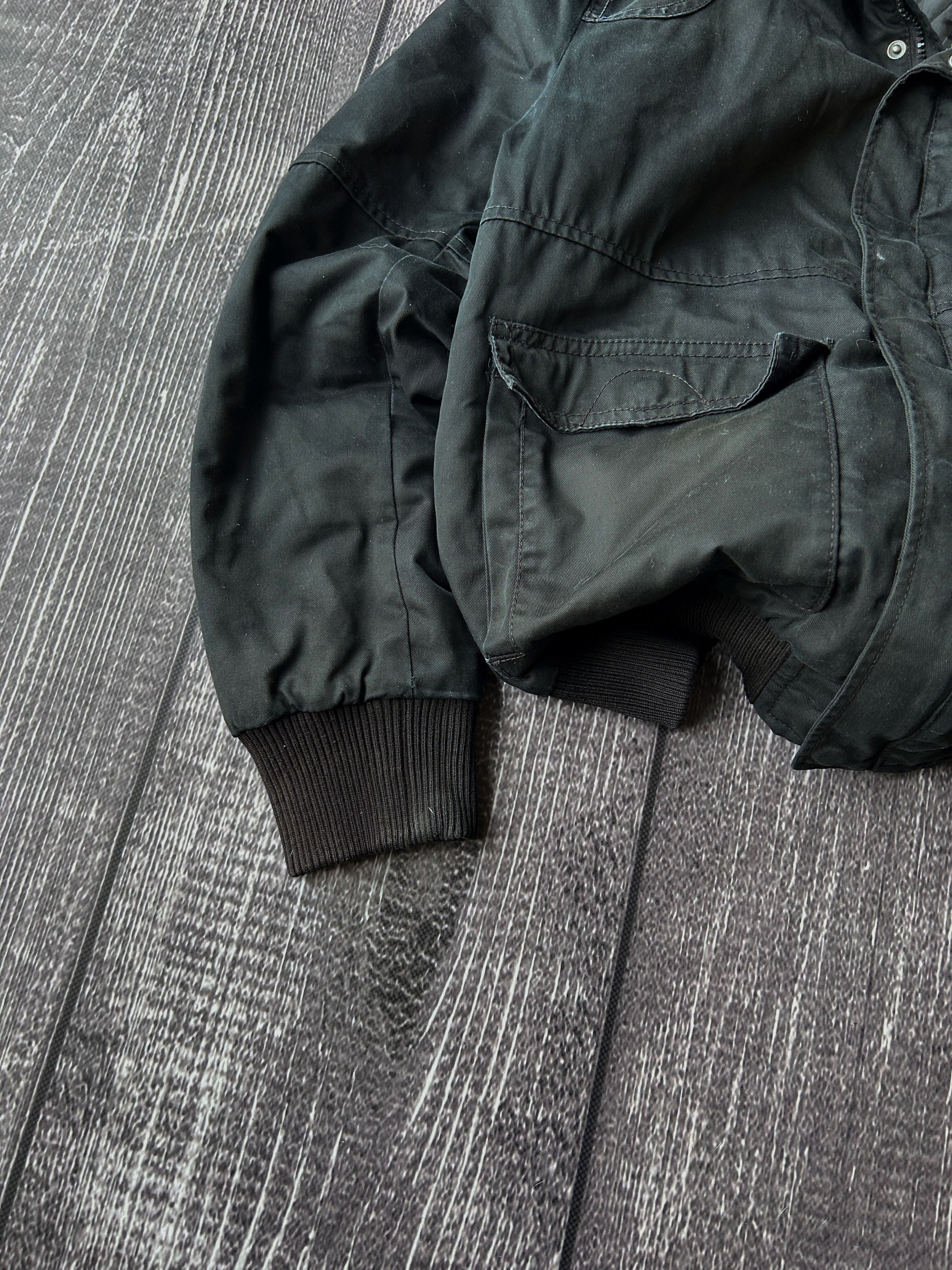 Vintage Vintage Black Bomber Jacket Cropped Fit Y2K Streetwear Style Size US M / EU 48-50 / 2 - 2 Thumbnail