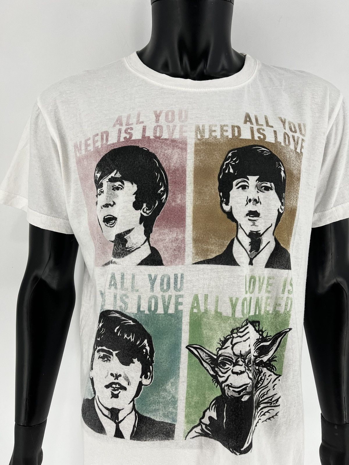 Band Tees × Vintage Vintage Tee Y2K The Beatles All You Need IS Love Size L Size US L / EU 52-54 / 3 - 6 Thumbnail
