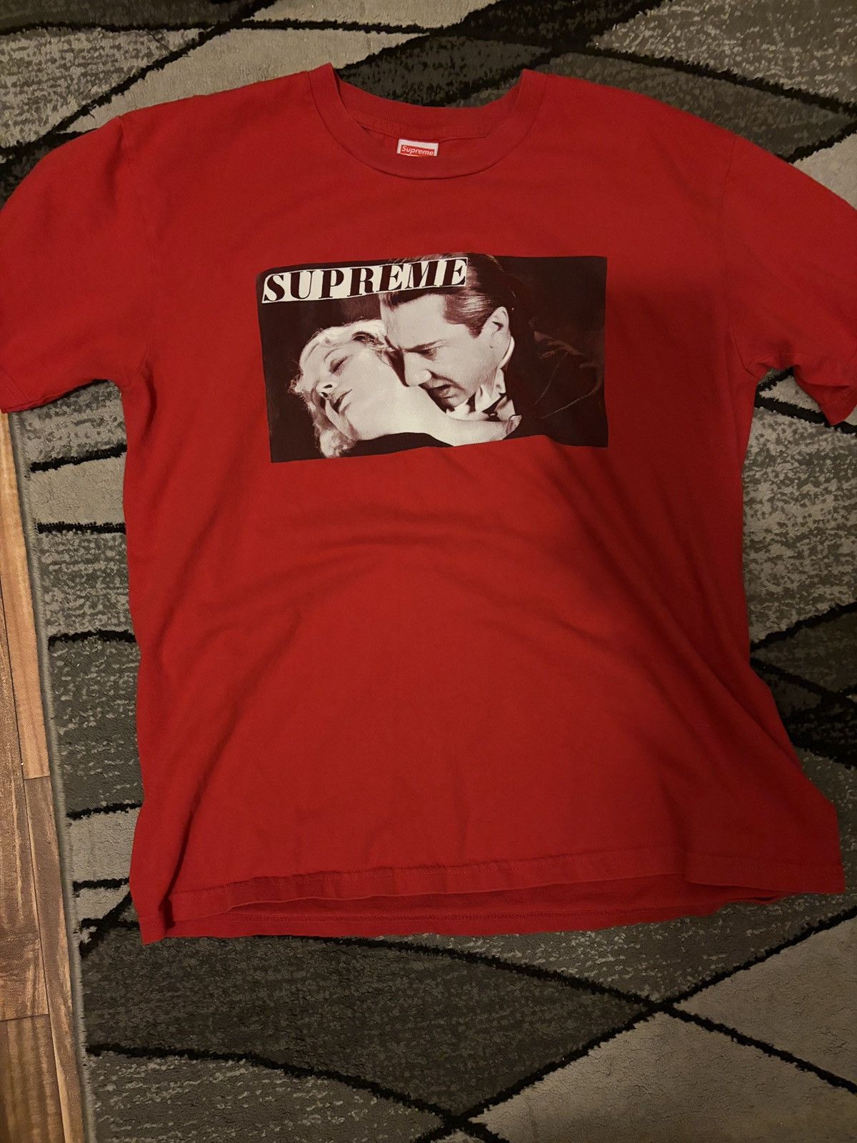 Supreme Supreme dracula shirt Size US M / EU 48-50 / 2 - 1 Thumbnail