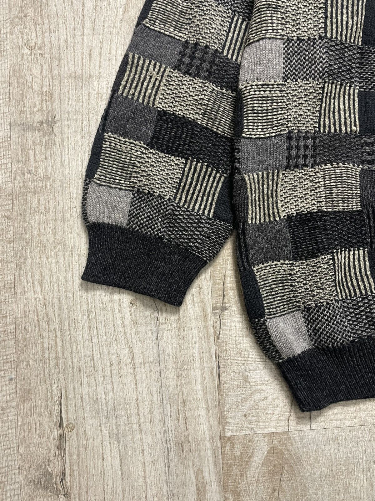 Ermenegildo Zegna Ermenegildo Zegna Knitwear Rhomb Wool Crew neck sweater Size US XL / EU 56 / 4 - 13 Thumbnail