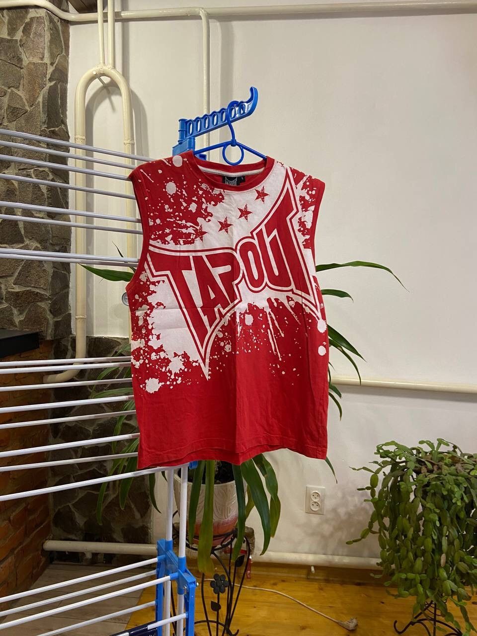 Tapout × Vintage Vintage Tapout Big Logo Red Cotton T-Shirt Size US L / EU 52-54 / 3 - 1 Thumbnail