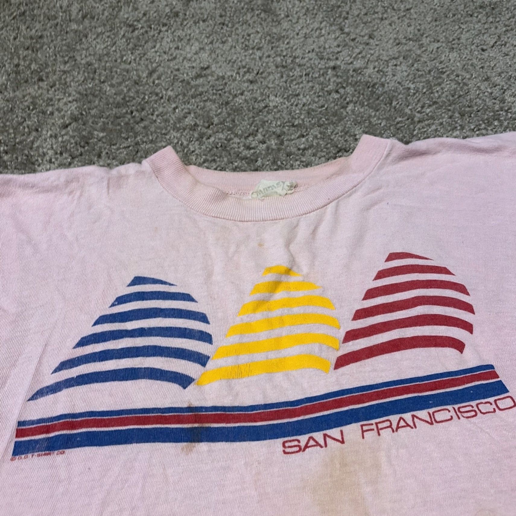 Vintage VINTAGE Fantasy California T-Shirt Cropped Women M Pink San Francisco 70s Stains Size M / US 6-8 / IT 42-44 - 3 Thumbnail