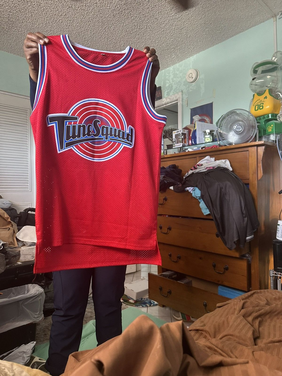 Champion Vintage Michael Jordan tune squad jersey size small Size US S / EU 44-46 / 1 - 1 Thumbnail