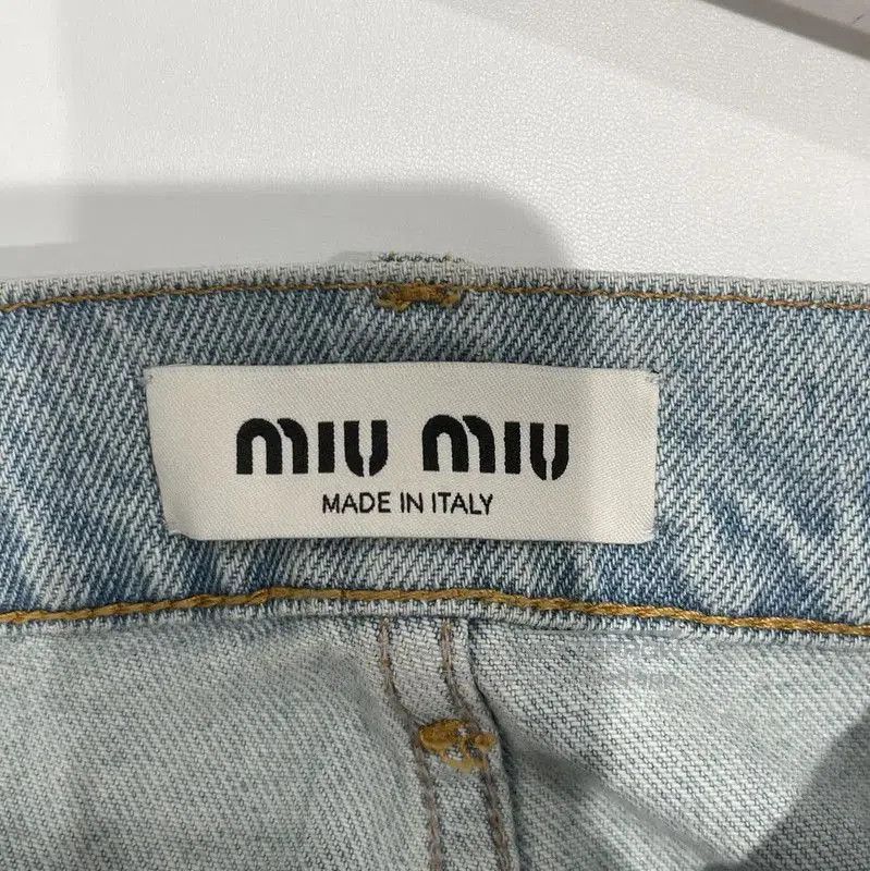 Miu Miu Miu Miu Blue Logo Denim Pants for Women . Size 28" / US 6 / IT 42 - 7 Thumbnail