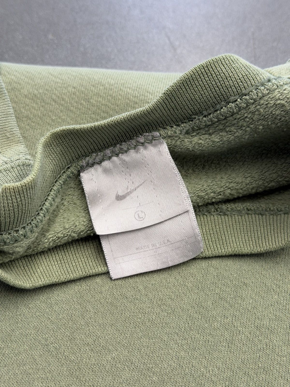 Nike Y2K Vintage Nike Embroidered Swoosh Jade Crewneck Size US L / EU 52-54 / 3 - 4 Thumbnail