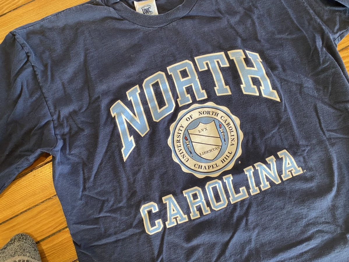 Jordan Brand × Vintage Vintage North Carolina Tshirt Xl/xxl Size US XL / EU 56 / 4 - 2 Thumbnail