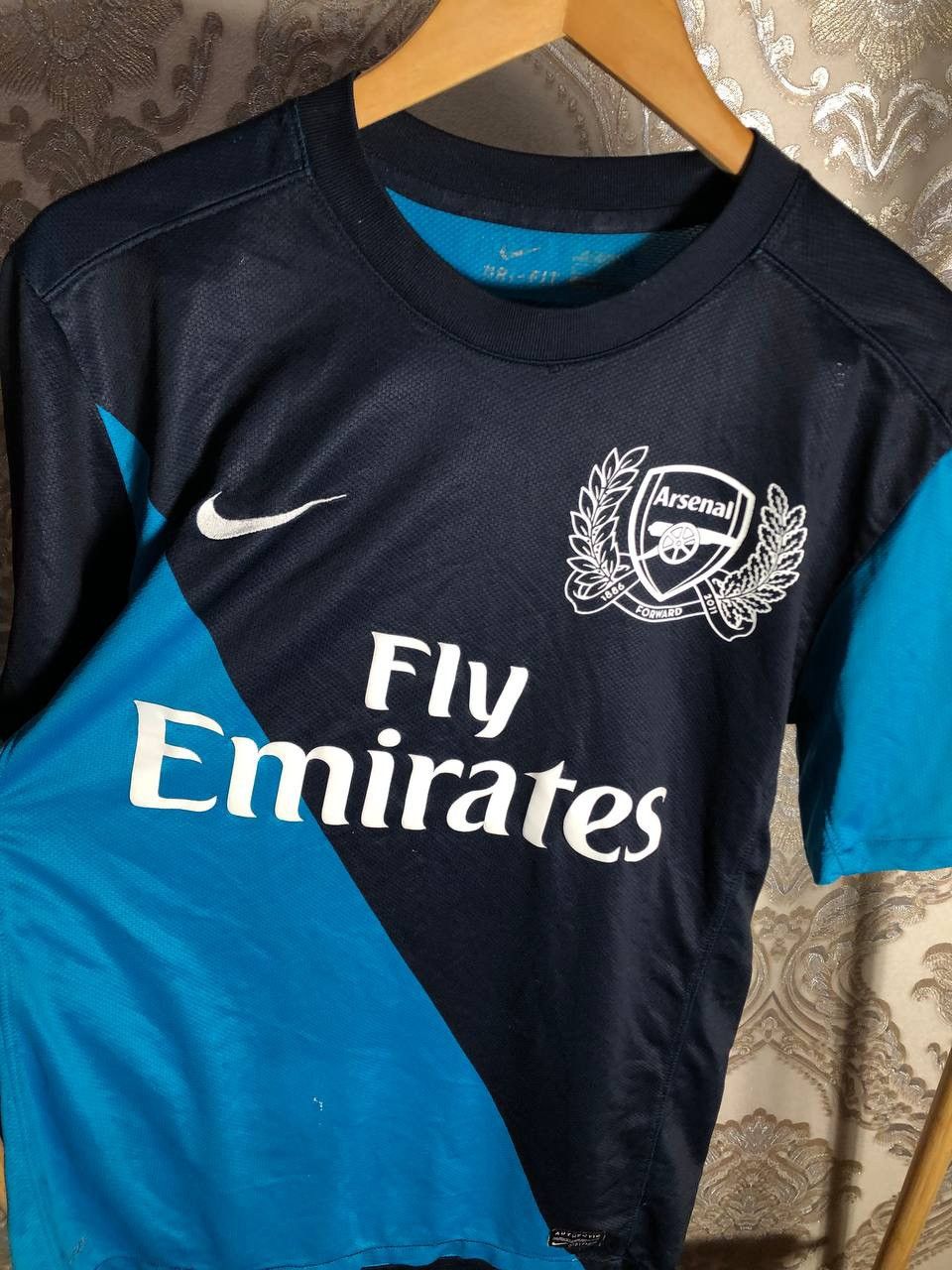 Nike VINTAGE NIKE FC ARSENAL LONDON ENGLAND SOCCER JERSEY RETRO Size US M / EU 48-50 / 2 - 4 Thumbnail