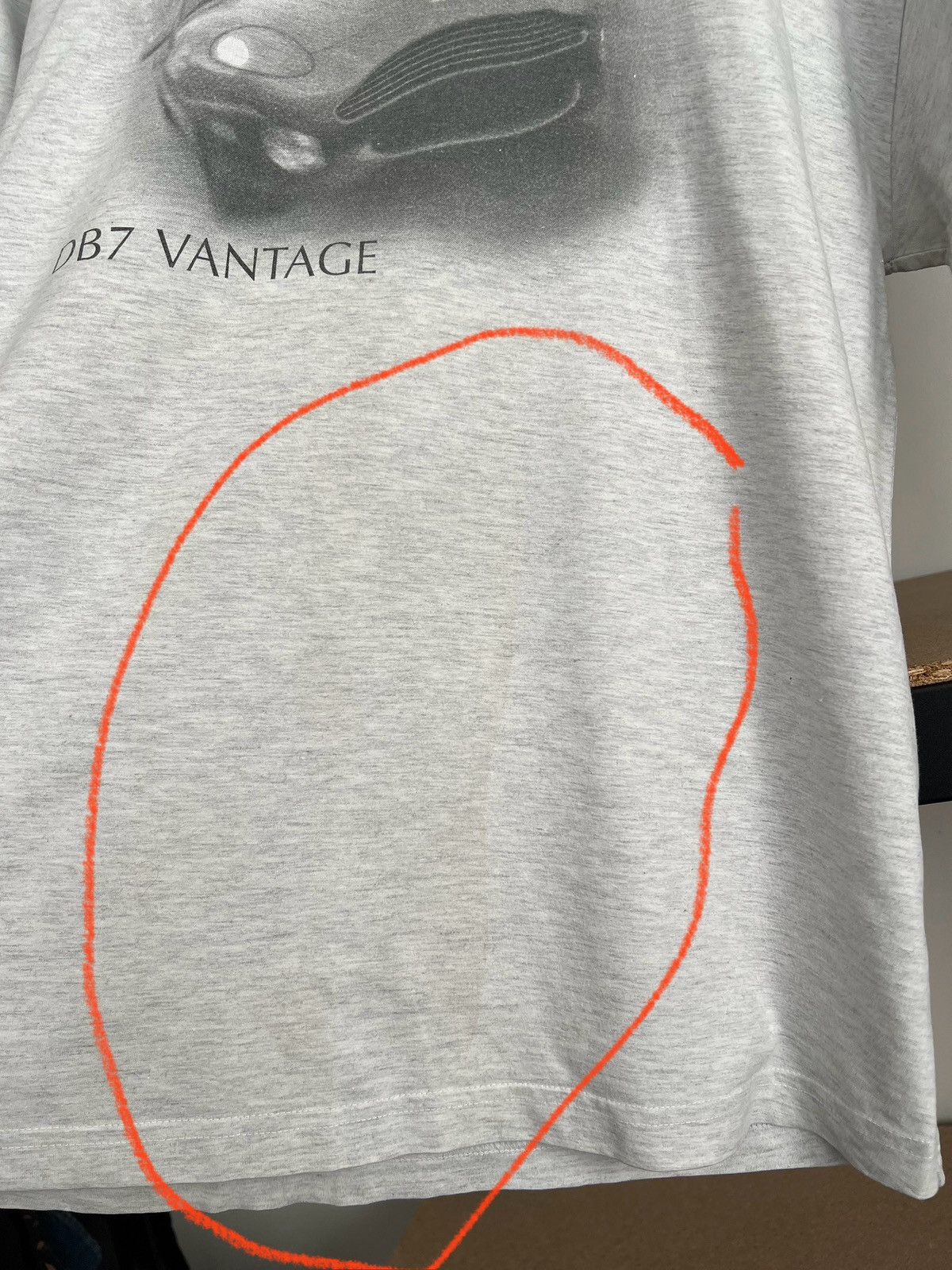 Vintage Vintage 90s Aston Martin DB7 Vantage Cars Gray T-shirt Size US L / EU 52-54 / 3 - 8 Thumbnail