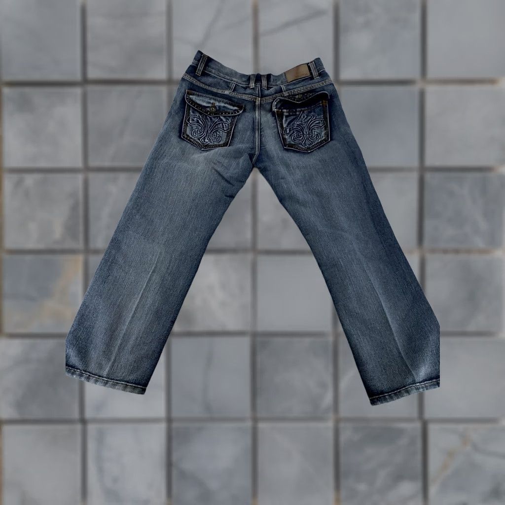 Vintage Halifax Jeans ACTUAL 32x28 Denim Pockets Fleur de Lis Distressed Blue Jeans Mens Regular 32x28 Size US 32 / EU 48 - 1 Thumbnail