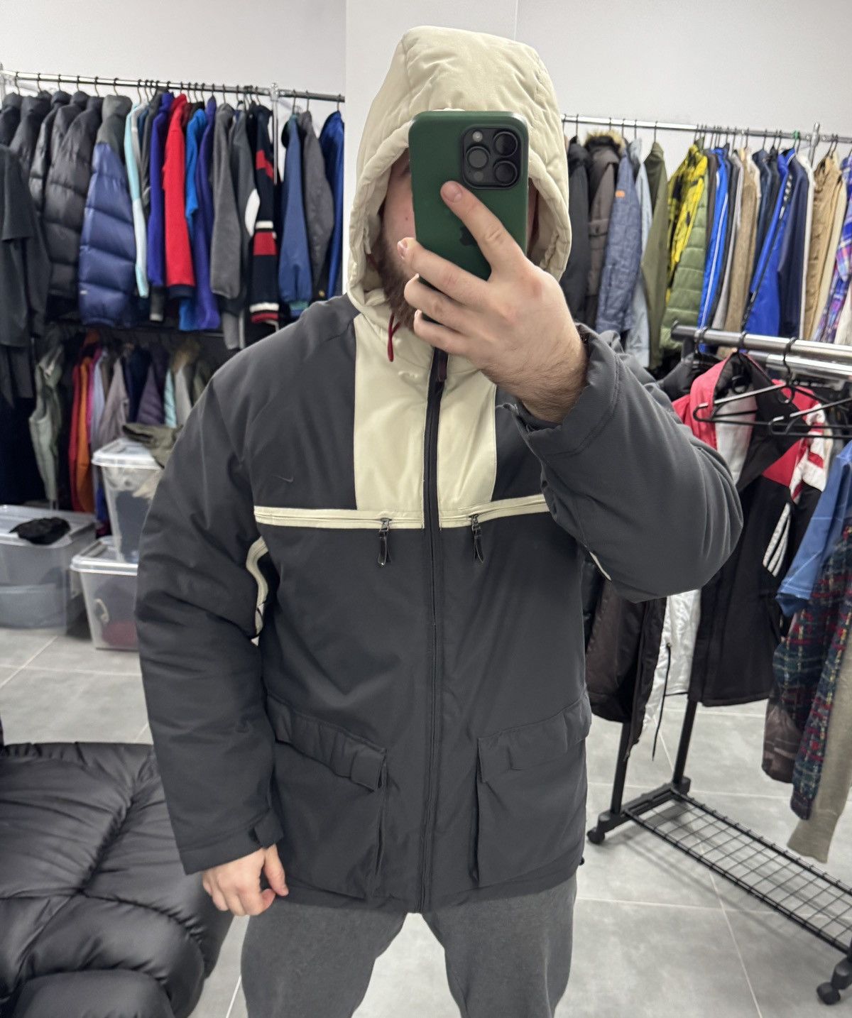 Nike Vintage Nike Nylon Insulated Hooded Jacket 90s Men Size M Size US M / EU 48-50 / 2 - 2 Thumbnail