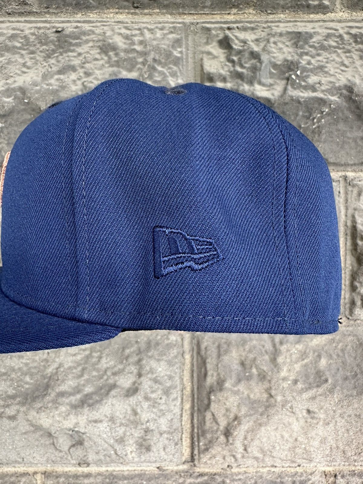 MLB × New Era × Supreme 7 5/8 PITTSBURGH PIRATES 2006 ASG 500 MILLION PS4 FITTED HAT Size ONE SIZE - 3 Thumbnail