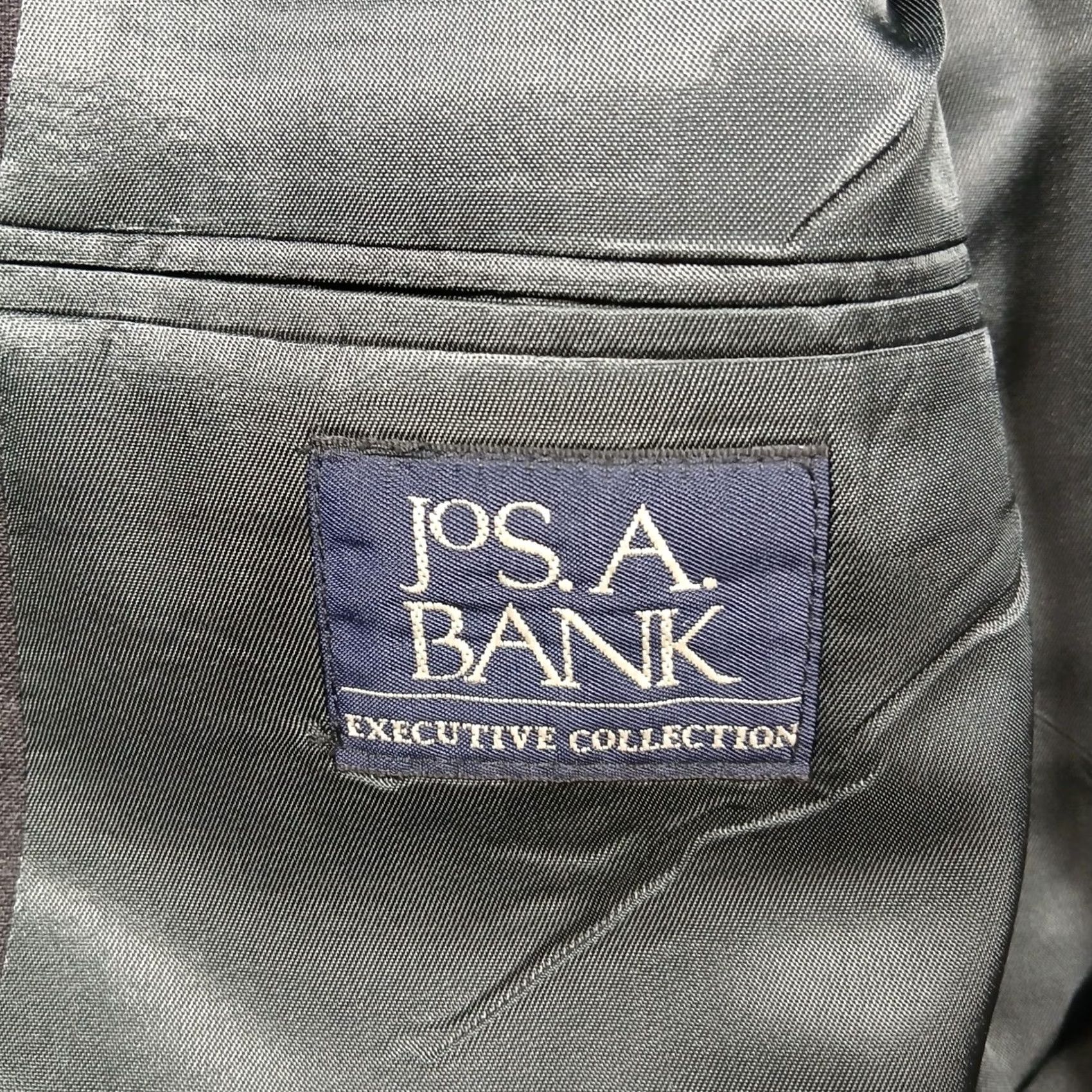 Jos. A. Bank Jos A. Bank Executive Collection Blazer Mens 42L Charcoal Gray Pinstripe Wool Two-Button Notch Lapel Suit Jacket Size 42R - 3 Thumbnail