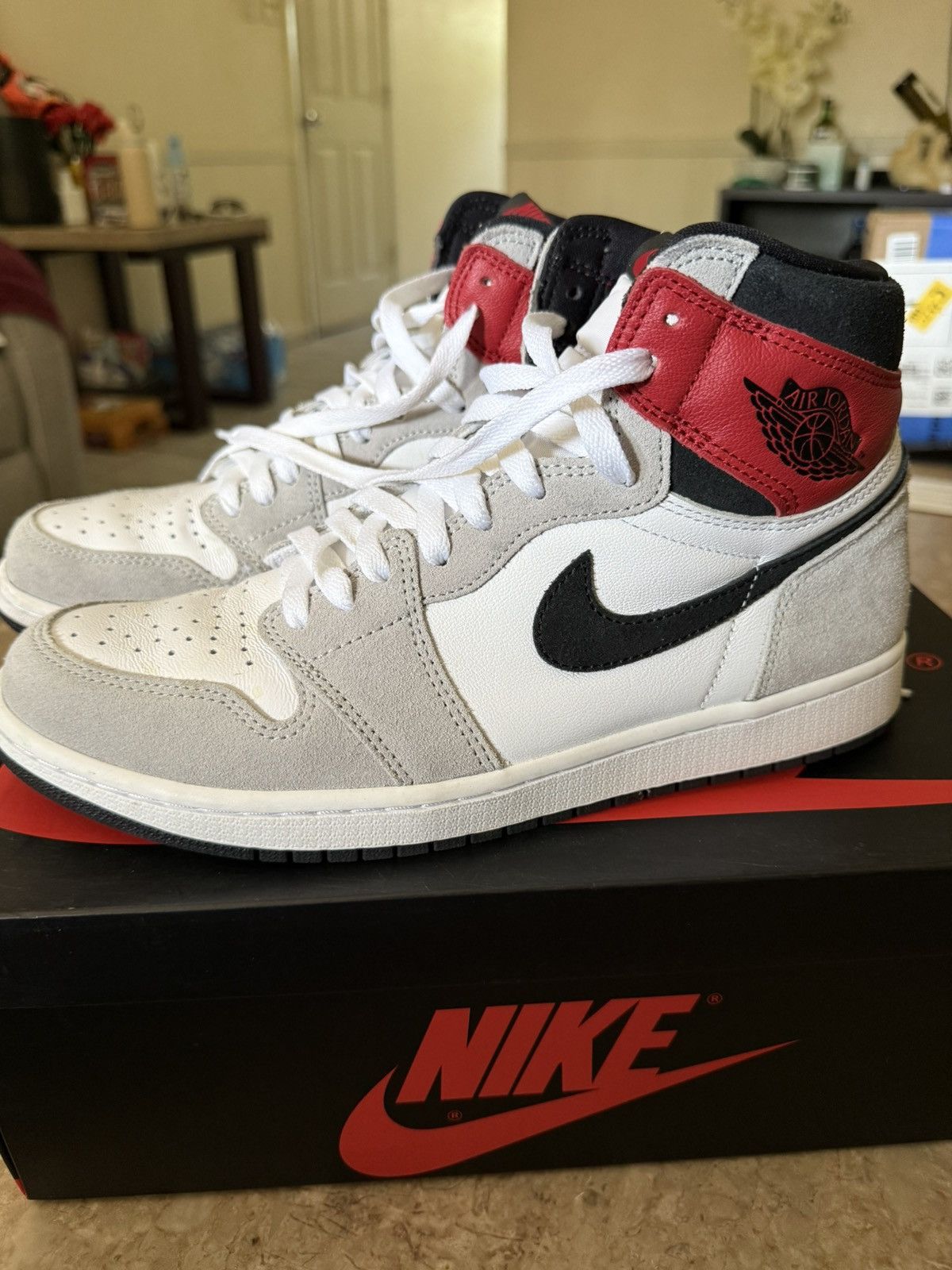 Jordan Brand Jordan 1 smoke greys Size US 10 / EU 43 - 17 Thumbnail