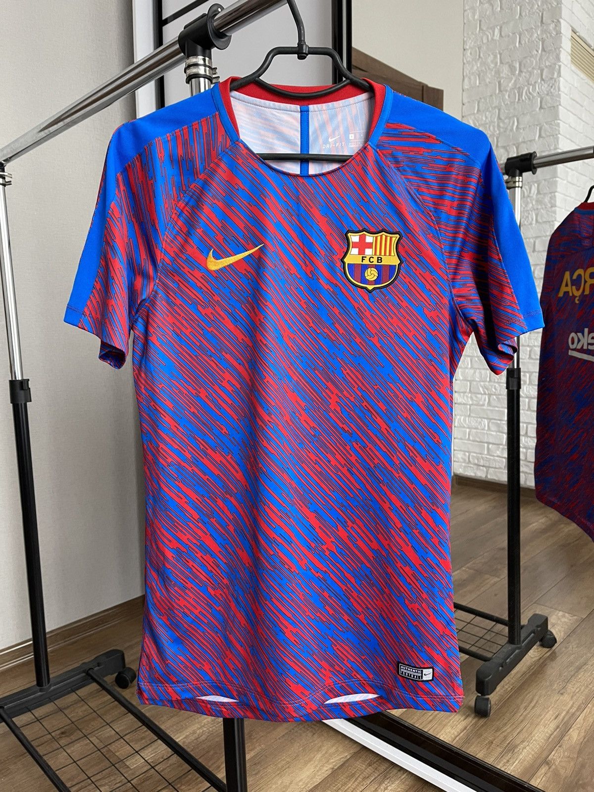 Other 2017/2018 Nike FC Barcelona Training Soccer Jersey T-Shirt Size US S / EU 44-46 / 1 - 3 Thumbnail