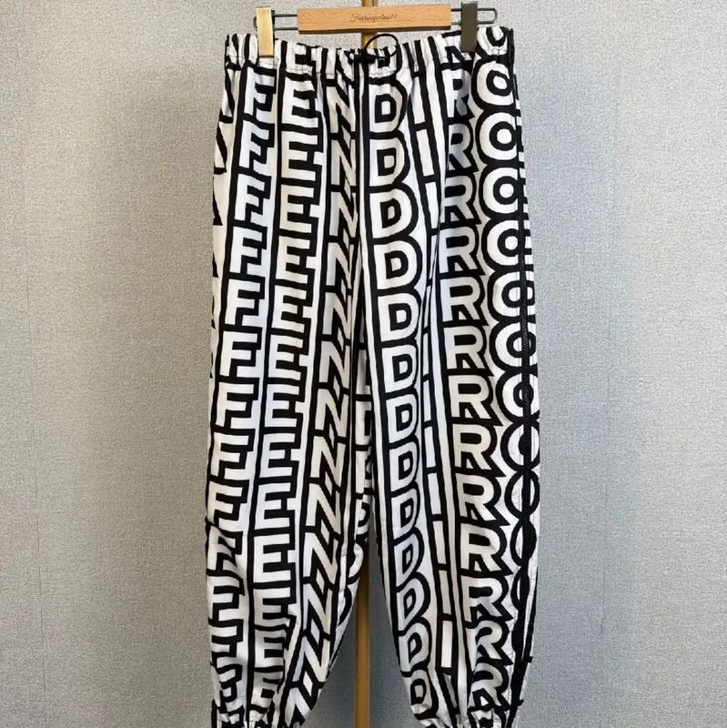 Fendi Fendi Colorful Print Women's Casual Pants 0089 Size 26" / US 2 / IT 38 - 1 Thumbnail