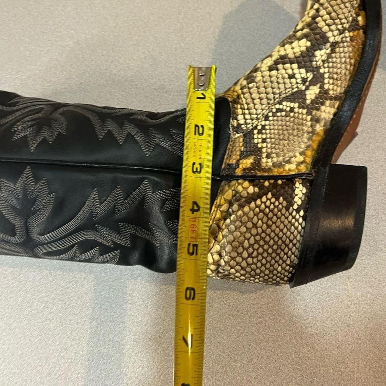 Wrangler Wrangler SNAKE & STITCHED LEATHER WESTERN BOOTS Size 5 M Size US 5 / EU 37 - 4 Thumbnail