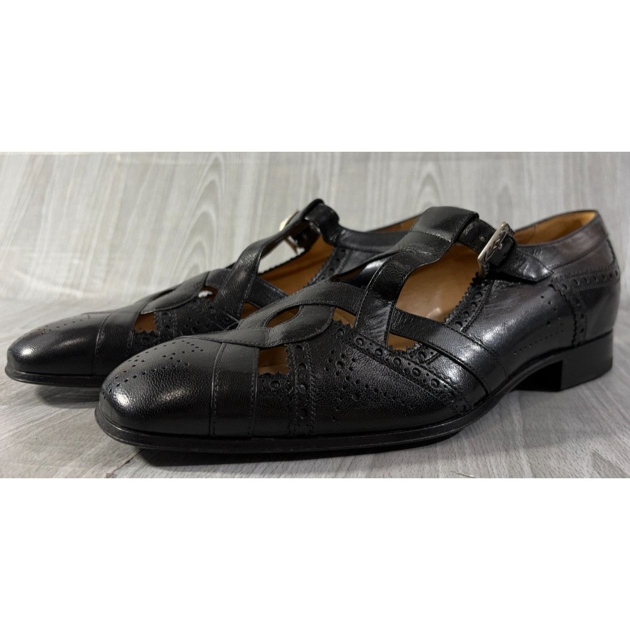 Gucci Brogue Leather Thesis Cutout Detail loafer sz 7 color black mspr $1410 NEW Gucci Gucci Brogue Leather Thesis Cutout Detail loafer sz 9  main image 2