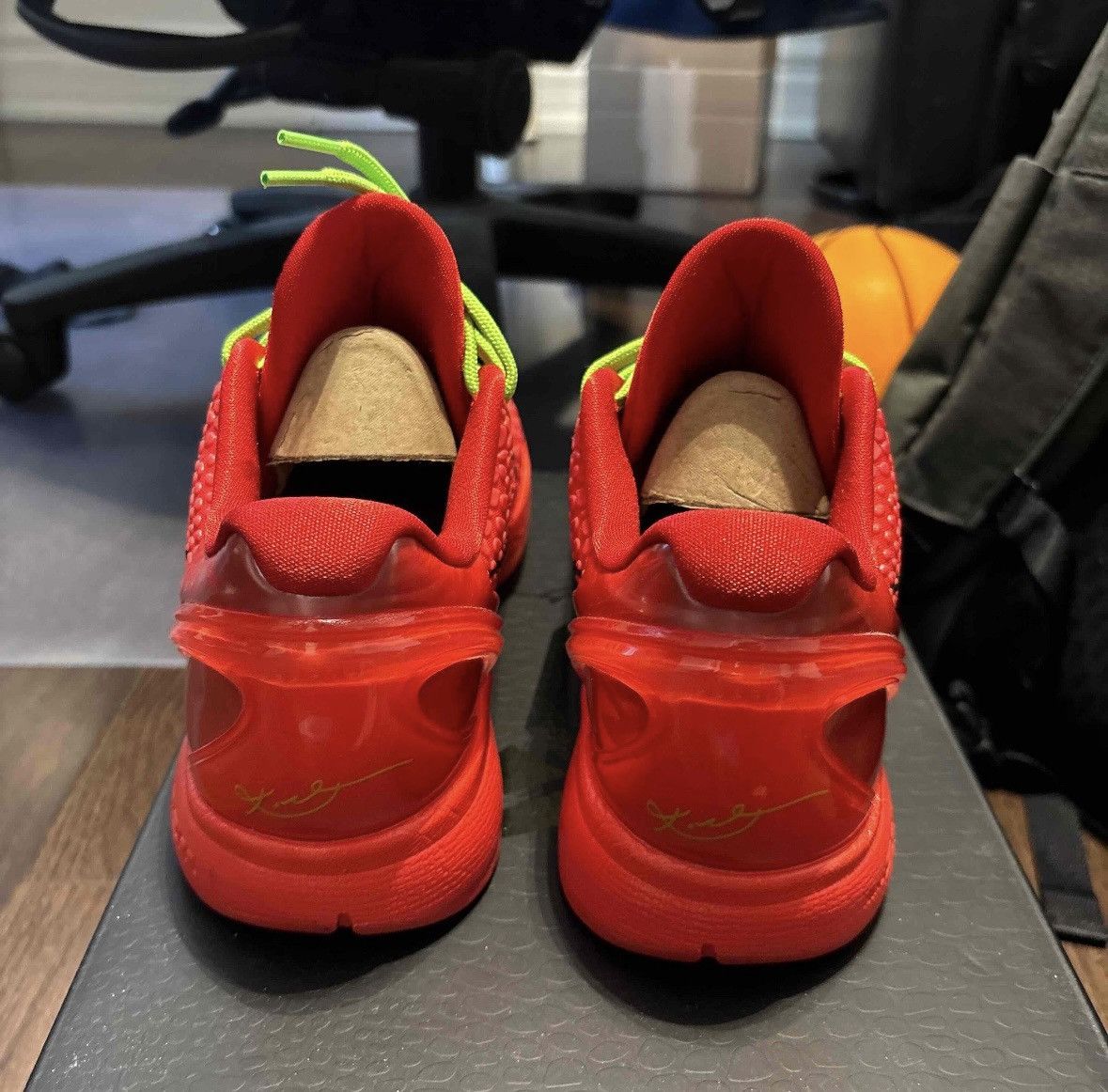 Nike Kobe 6 Reverse Grinch Size US 8.5 / EU 41-42 - 4 Thumbnail