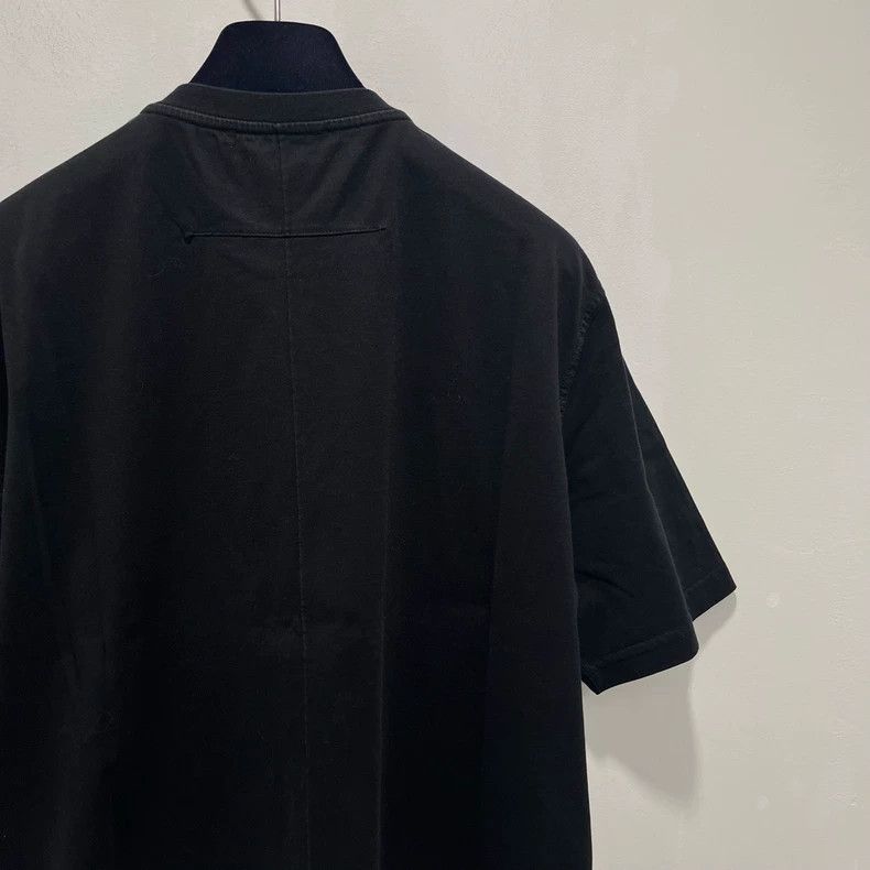 Givenchy Givenchy Black short-sleeved T-shirt with a patchwork desi Size US S / EU 44-46 / 1 - 4 Thumbnail