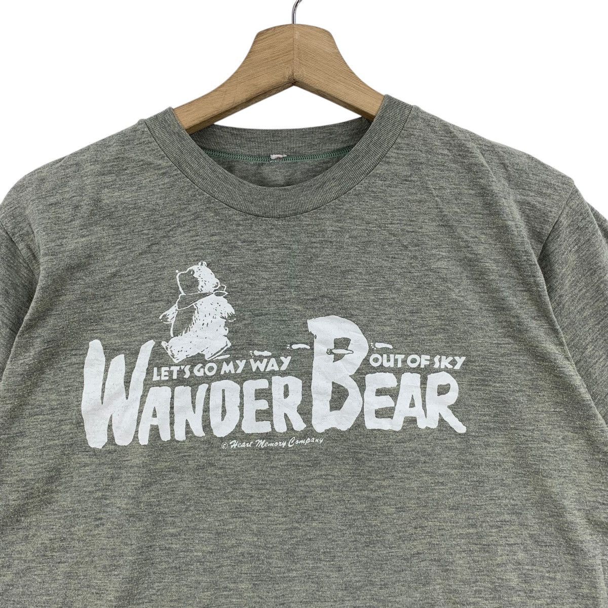 Vintage Vintage WANDER BEAR OUTDOOR Out Of Sky Tee Shirt Top Size US M / EU 48-50 / 2 - 4 Thumbnail