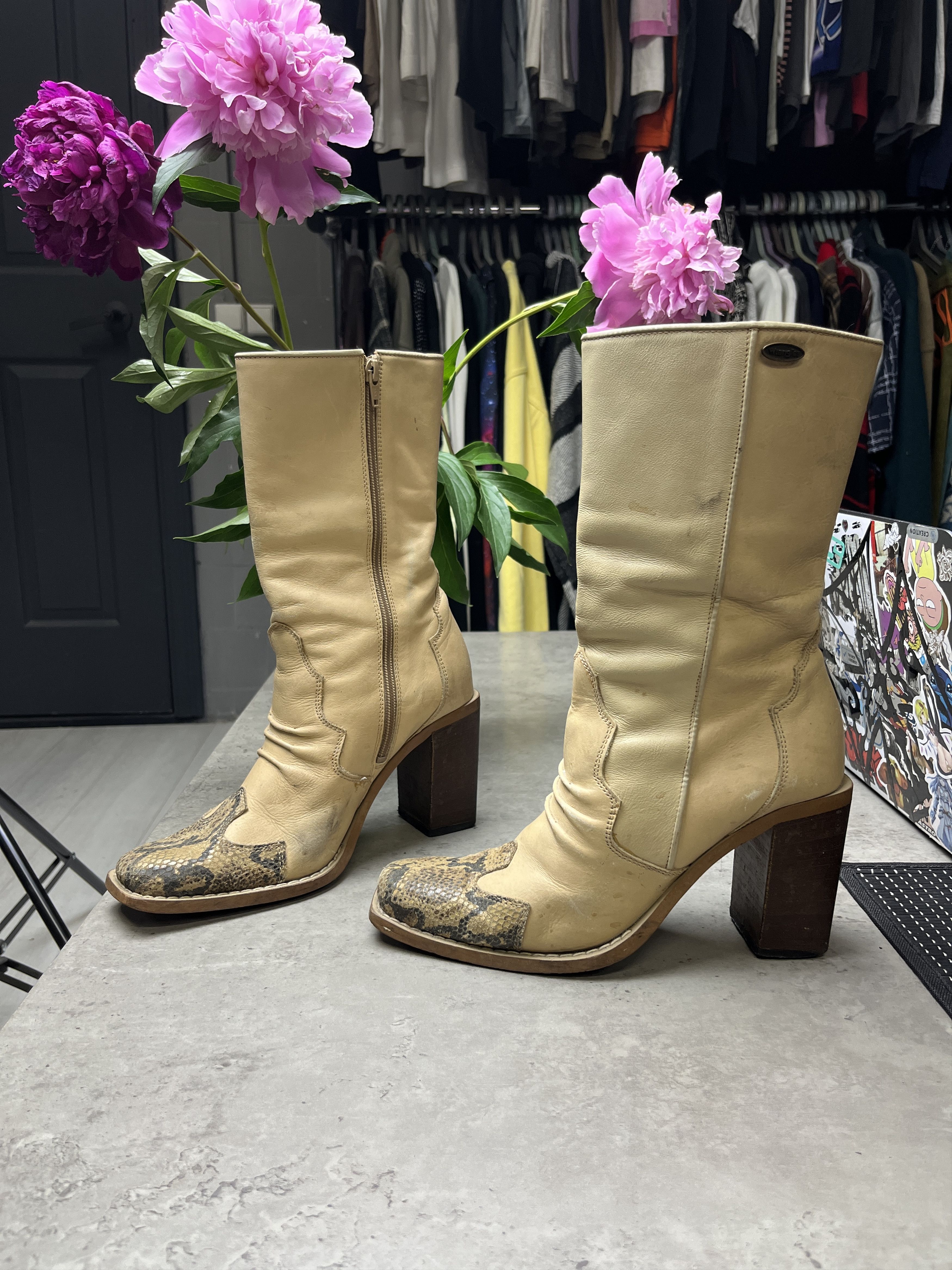 Wrangler 1990s WRANGLER WESTERN SNAKESKIN TOE HEEL FADED BOOTS - 5123 Size US 6 / EU 39 - 1 Thumbnail