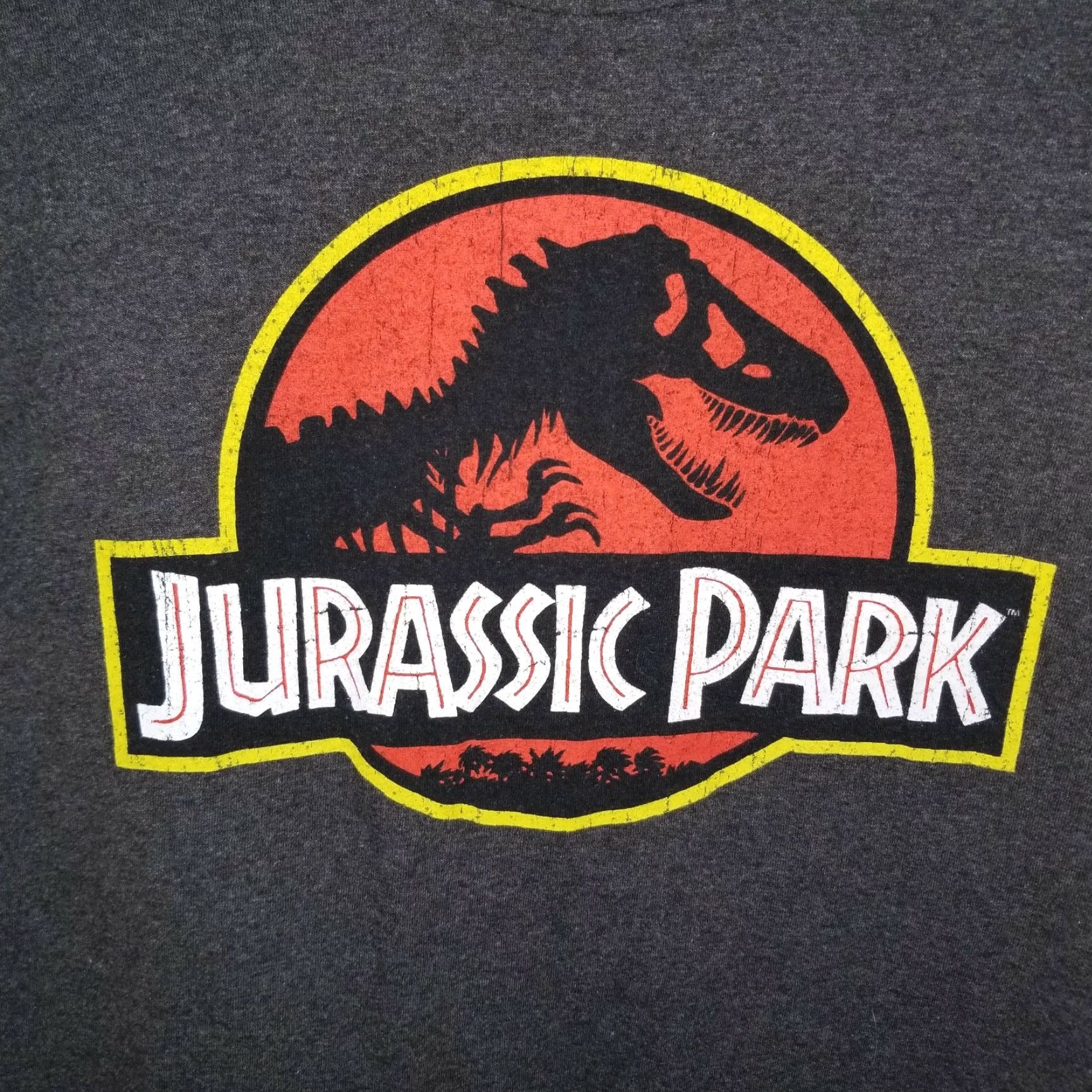 Vintage VINTAGE Jurassic Park Mens Gray Short Sleeve T-Shirt Size Medium Graphic 90s Theme Mens Size US M / EU 48-50 / 2 - 2 Thumbnail
