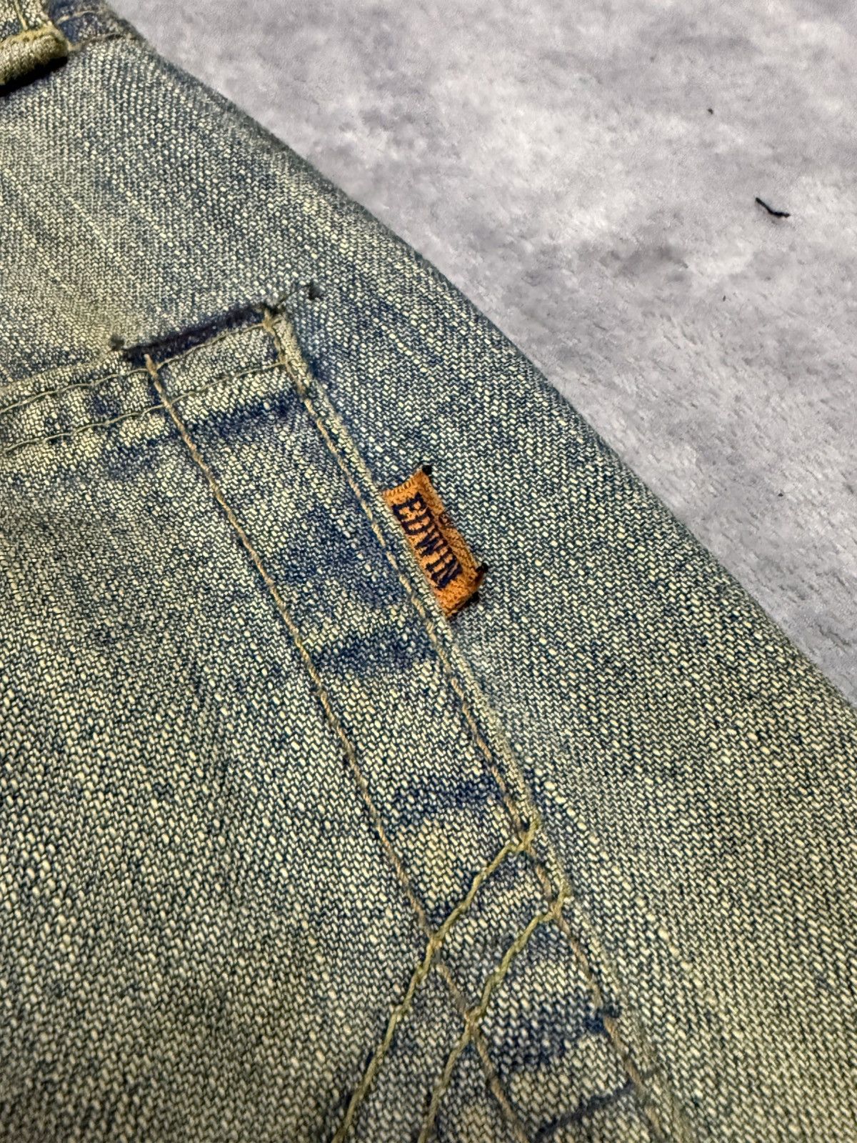 Edwin × Japanese Brand × Vintage Edwin 505 Mud Wash Selvedge Red Line Loose Straight Jeans Size US 31 - 21 Thumbnail