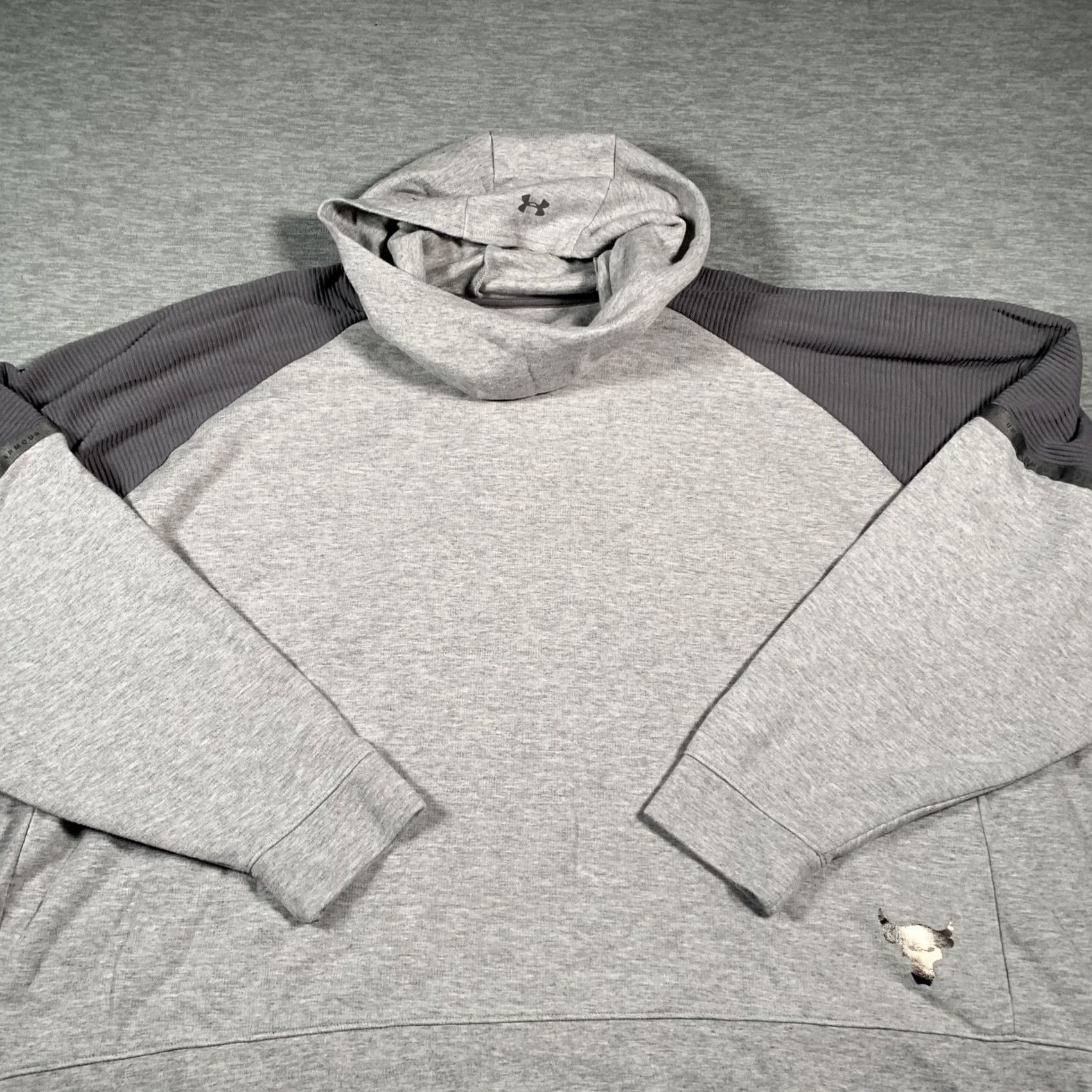 Under Armour VINTAGE Under Armour Hoodie Mens Small Gray Project Rock All Day Hustle Loose Fleece Size US S / EU 44-46 / 1 - 2 Thumbnail