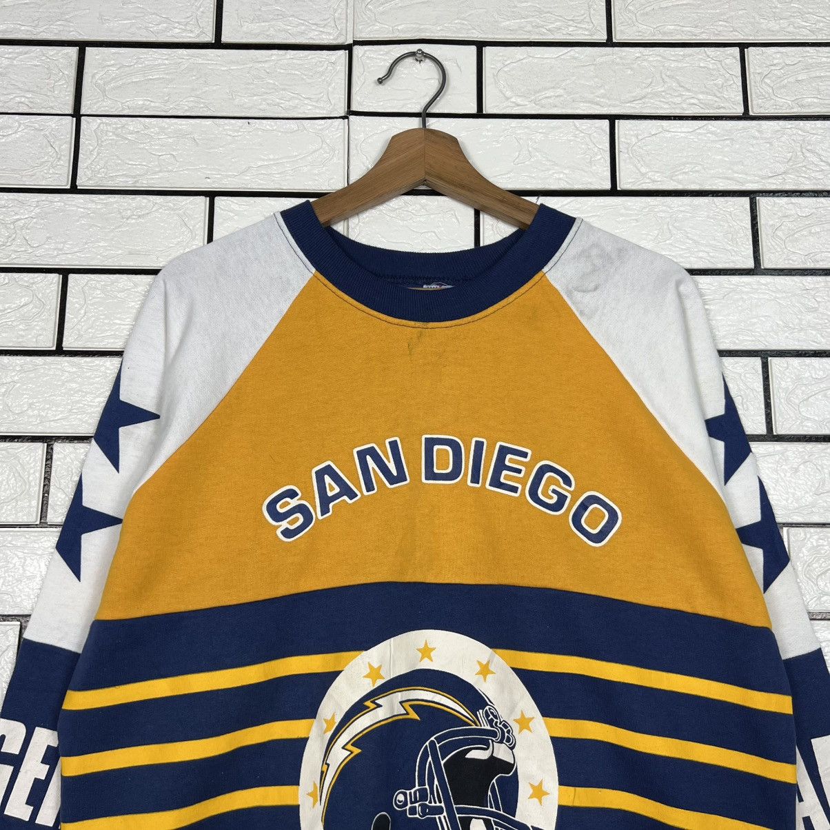 Vintage SAN DIEGO CHARGERS Big Logo Sweatshirt Made in Usa 4200-C192 Size US L / EU 52-54 / 3 - 2 Thumbnail