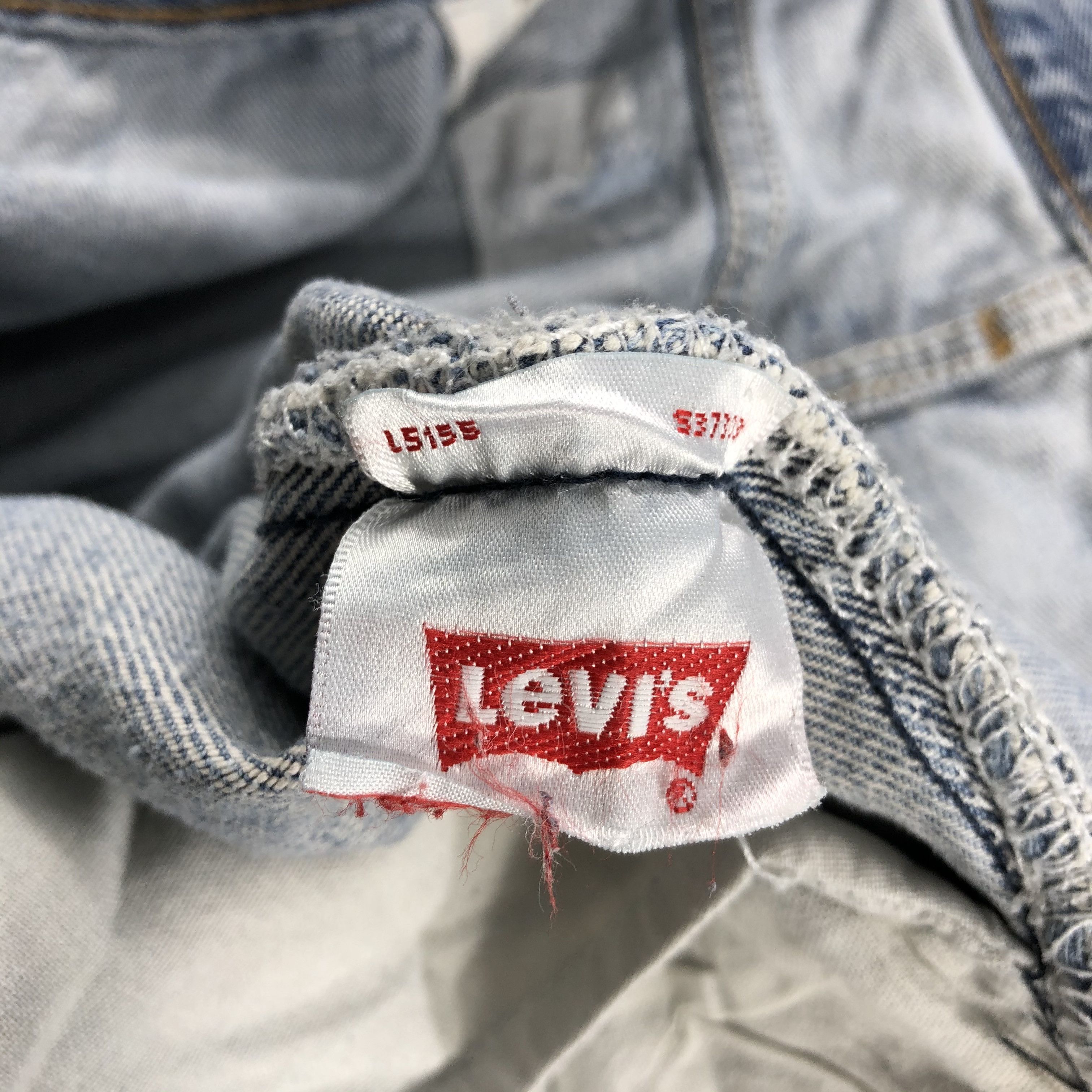 Levi's Vintage Light Wash Levis 501 Jeans-J2166 Size US 36 / EU 52 - 16 Thumbnail