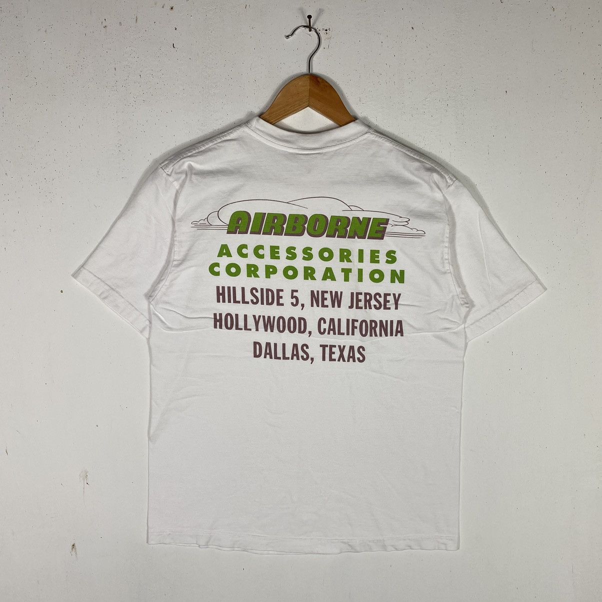 Buzz Rickson's × Japanese Brand × Toyo Enterprises BUZZ RICKSON AIRBORNE ACCESSORIES CORPORATION TEE Size US S / EU 44-46 / 1 - 2 Thumbnail