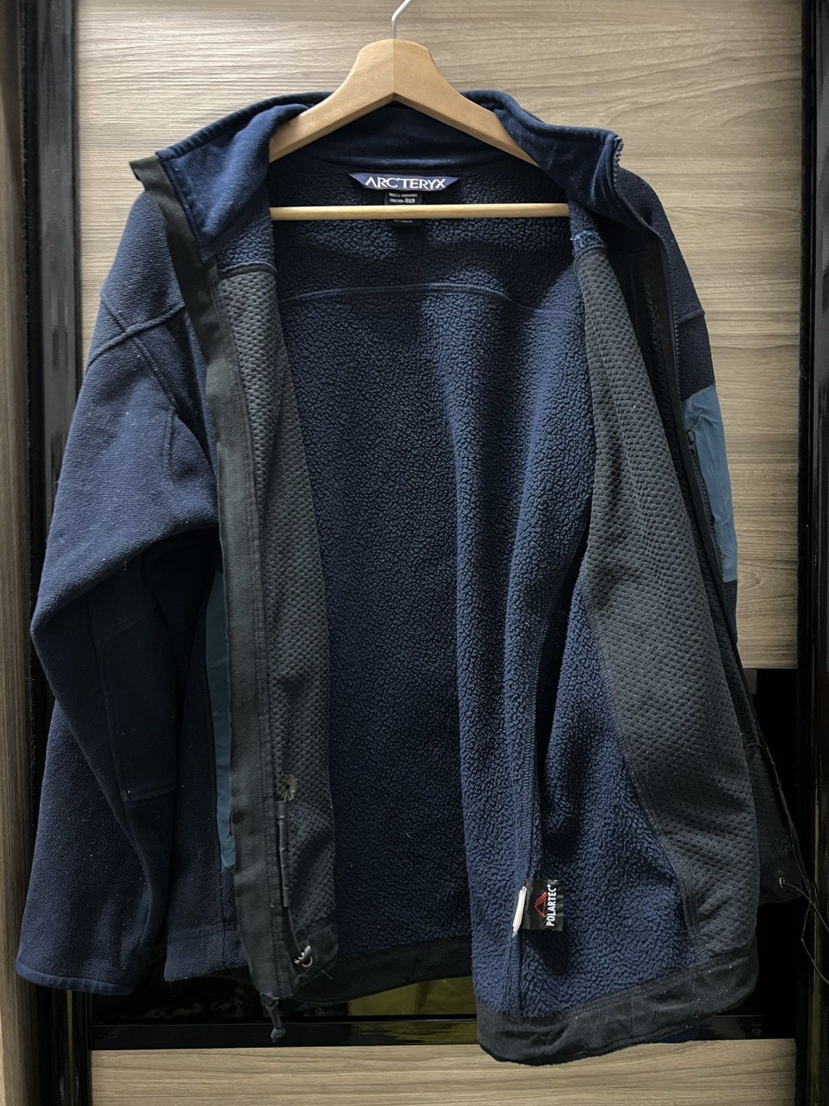 Arc'teryx Arcteryx Fleece Jacket Sweatshirt Zip Vintage Logo Size US L / EU 52-54 / 3 - 2 Thumbnail