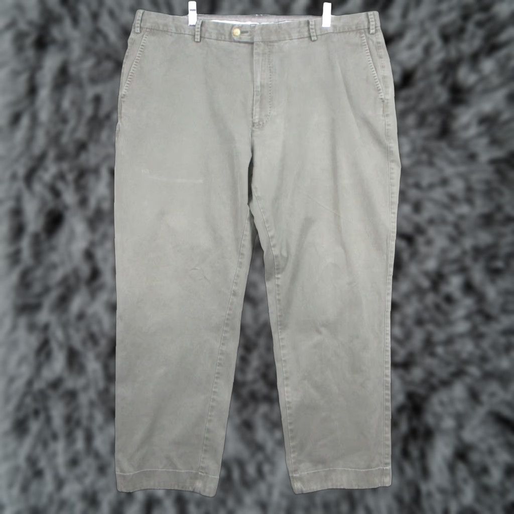 Peter Millar Peter Millar Pants Mens 42x32 Gray Chino Straight Leg Classic Fit Casual Golf Size US 42 / EU 58 - 1 Thumbnail