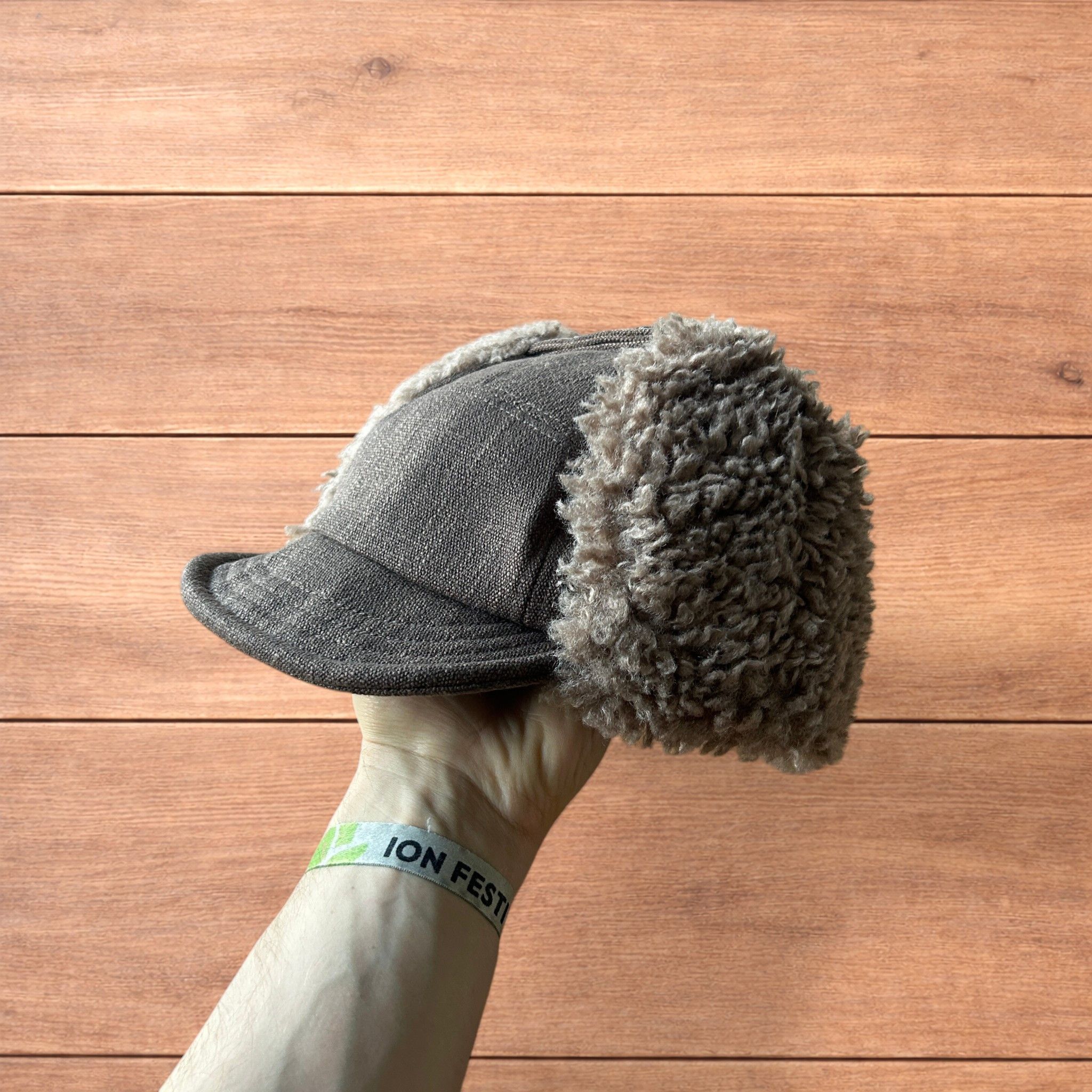 Japanese Brand Fluffy Woolen padded trapper deer stalker hat cap in brown. Size ONE SIZE - 6 Thumbnail