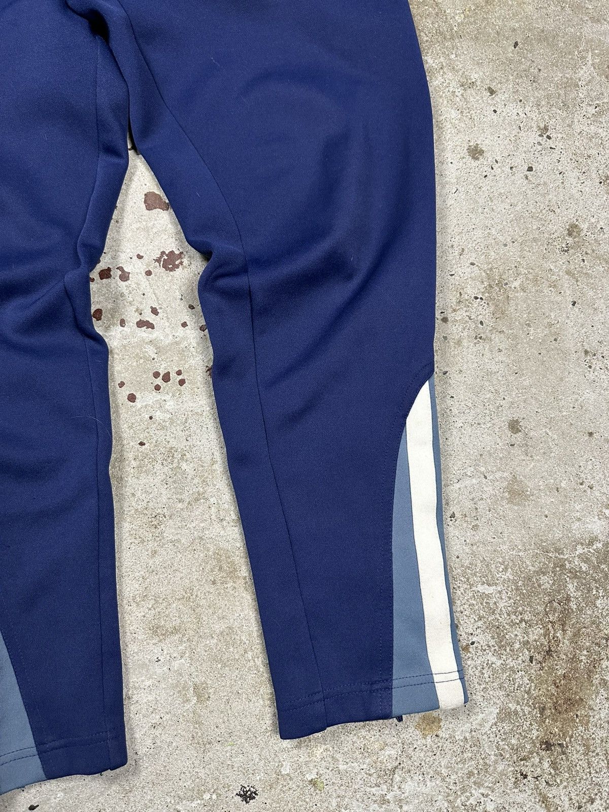 Adidas Vintage 90s Adidas x Tottenham Hotspur Navy Track Pants Size US 30 / EU 46 - 5 Thumbnail