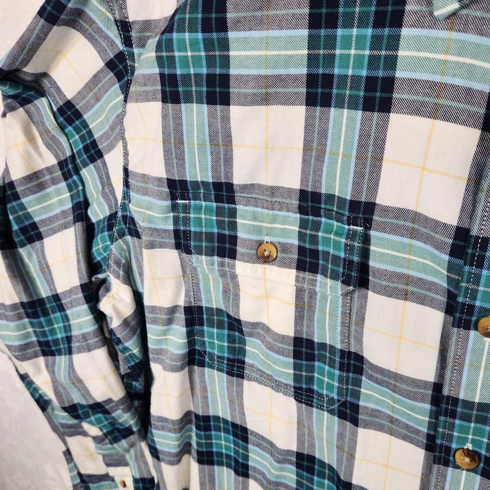 Izod Izod Blue Plaid Long Sleeve Button Down Shirt Size 2XL Size US XXL / EU 58 / 5 - 2 Thumbnail