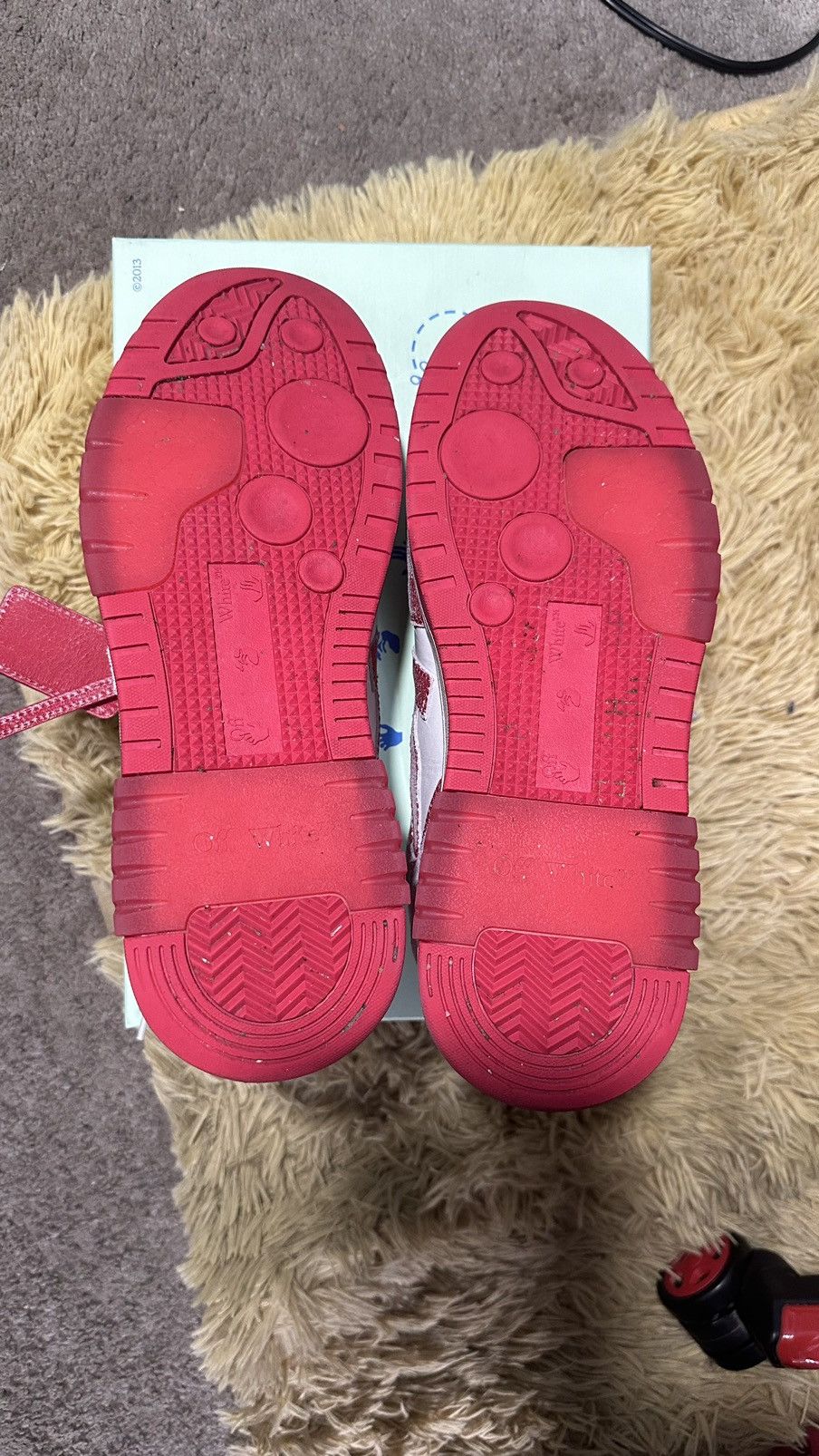 Off-White Off white Out Of Office vintage red and white Size US 11 / EU 44 - 5 Thumbnail