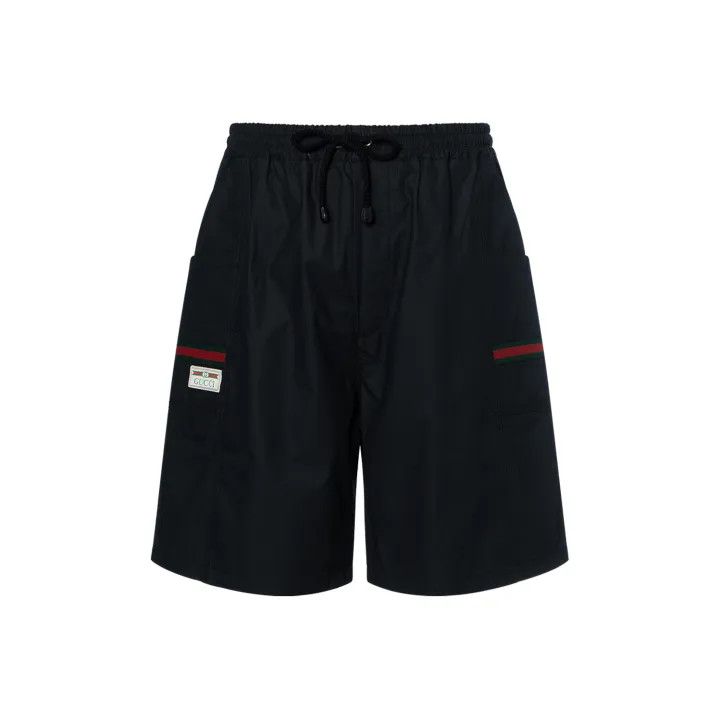 Gucci Gucci Logo Label Loose Casual Shorts Size US 44 / EU 60 - 1 Thumbnail