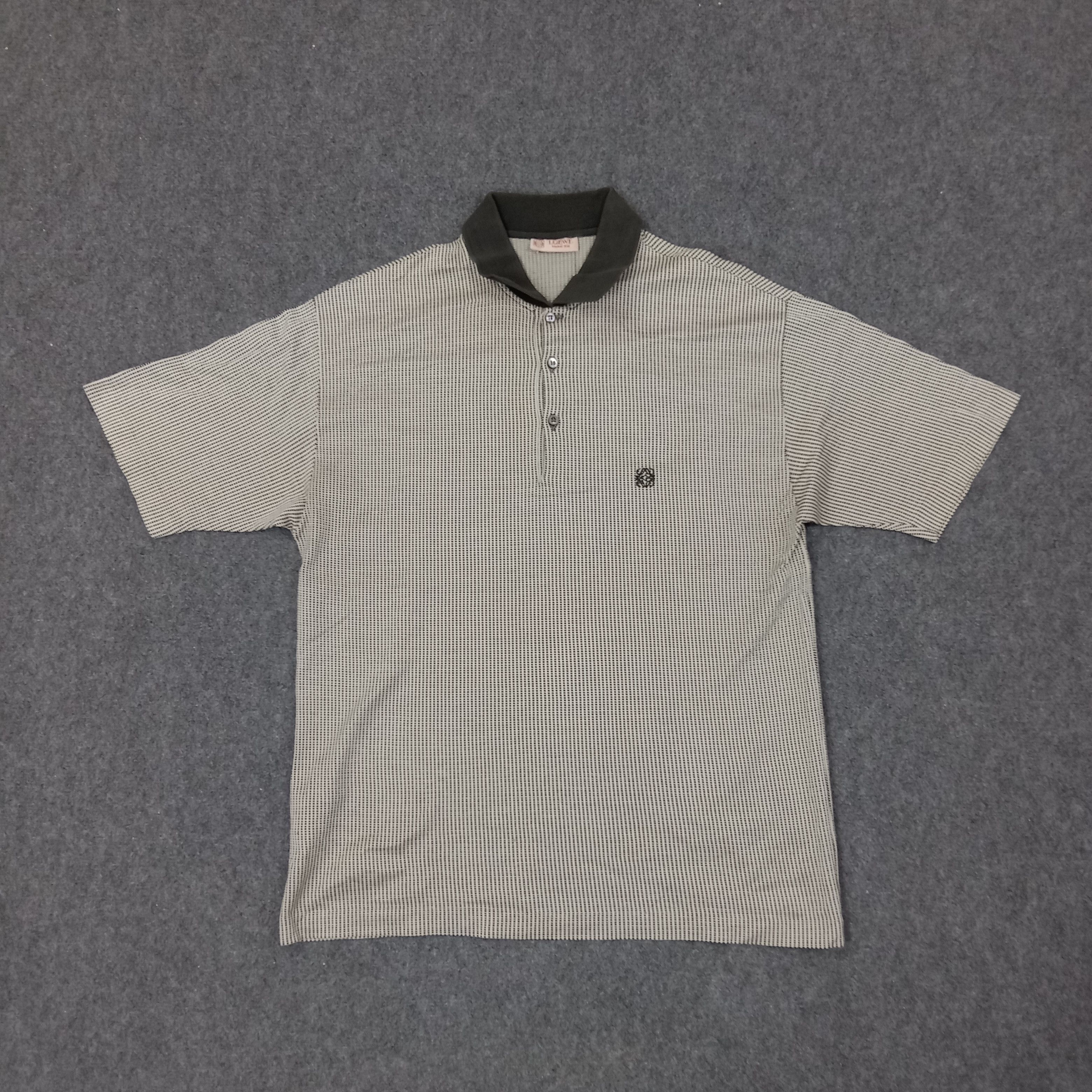 Loewe Loewe Italian Brand Polos C239N20 Size US L / EU 52-54 / 3 - 1 Thumbnail