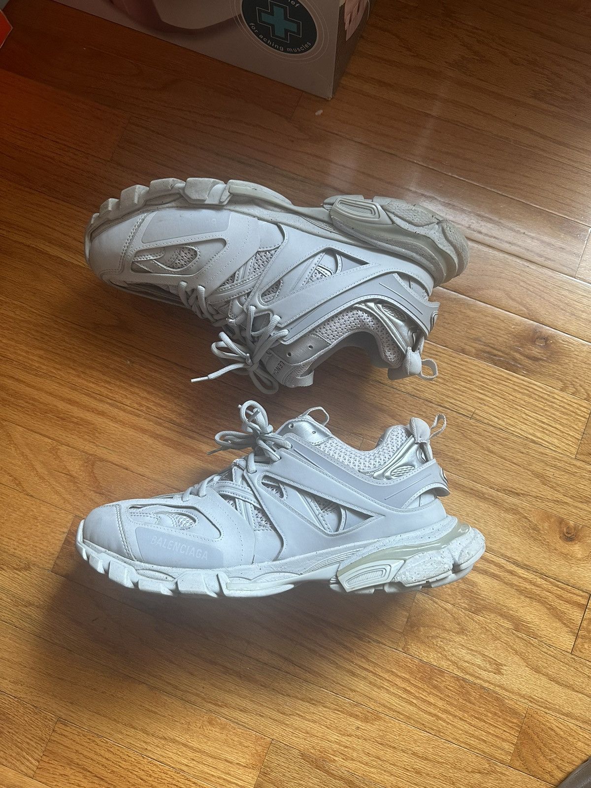 Balenciaga Balenciaga Medium Gray Sneaker Size US 12 / EU 45 - 2 Thumbnail